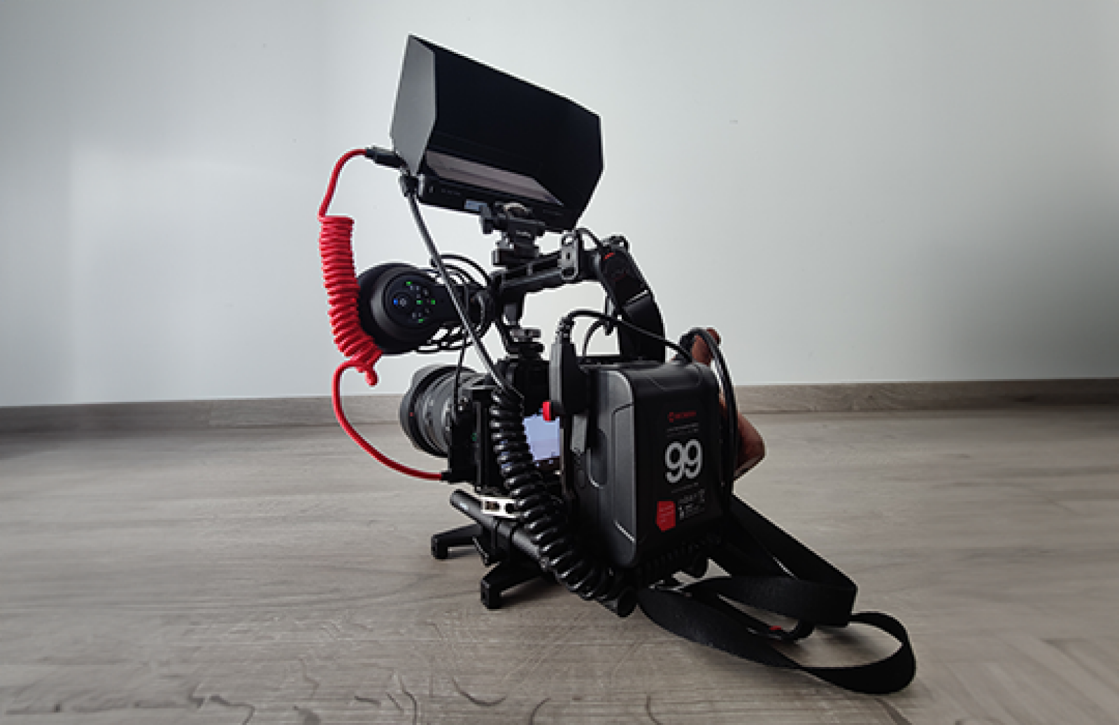 Sony a7s + Sony 24-105mm f4 + rig complète - Photo 1 sur 9