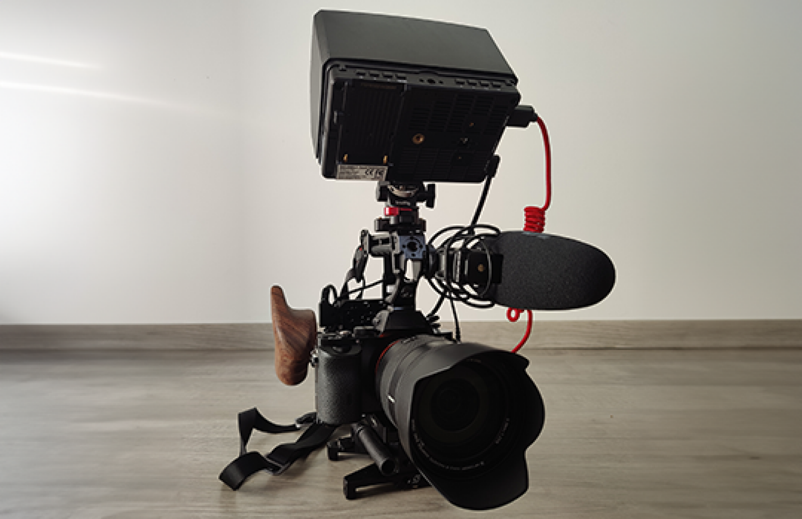 Sony a7s + Sony 24-105mm f4 + rig complète - Photo 5 sur 9