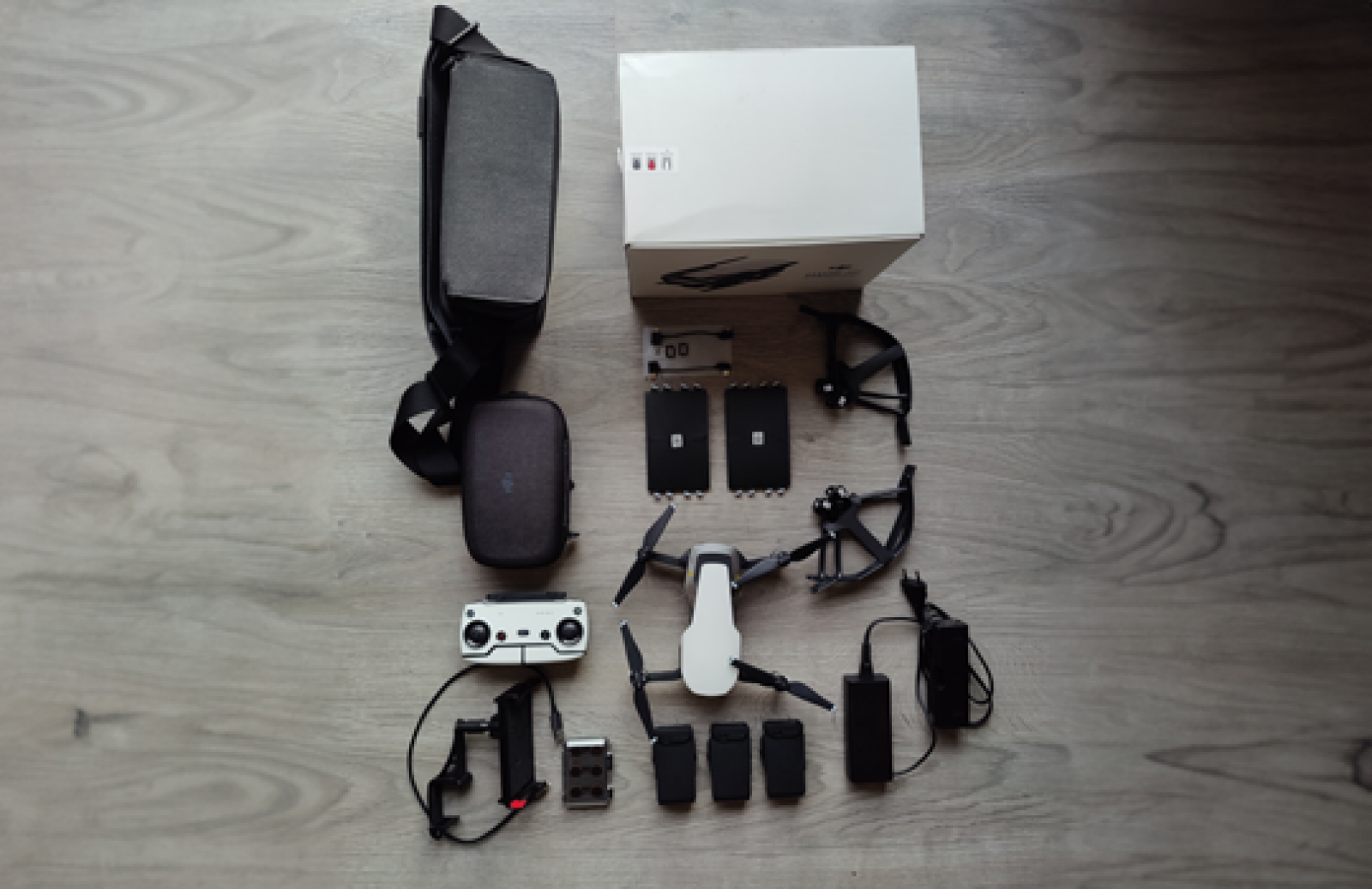 DJI Mavic Air Fly More Combo + 7 filtres - Photo 1 sur 4