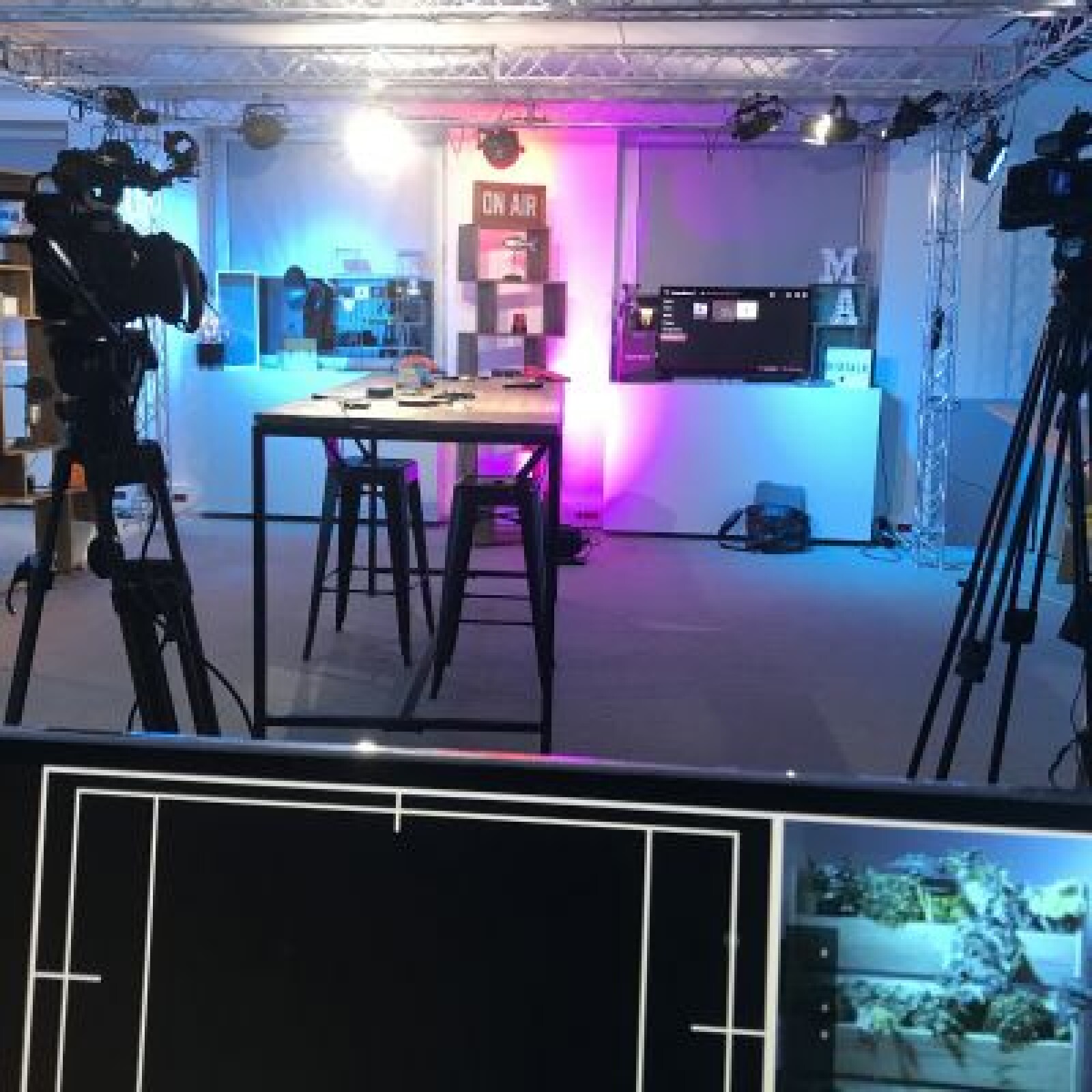 Pont de lumière 2 équipé pour Talkshow - Photo 1 sur 1
