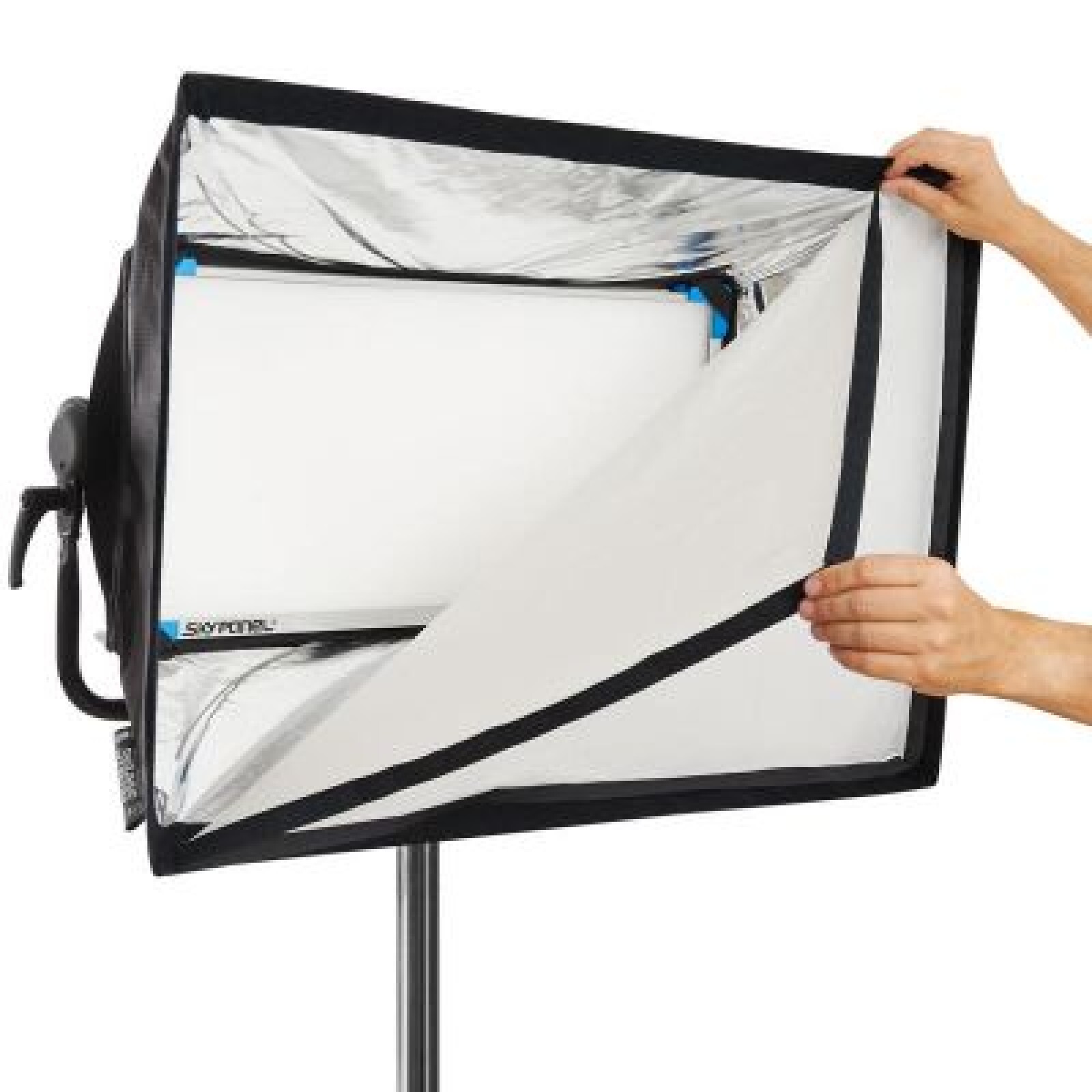 ARRI skypanel s60-c Complet avec snapbag et grid DOP S60-c - Photo 3 sur 3