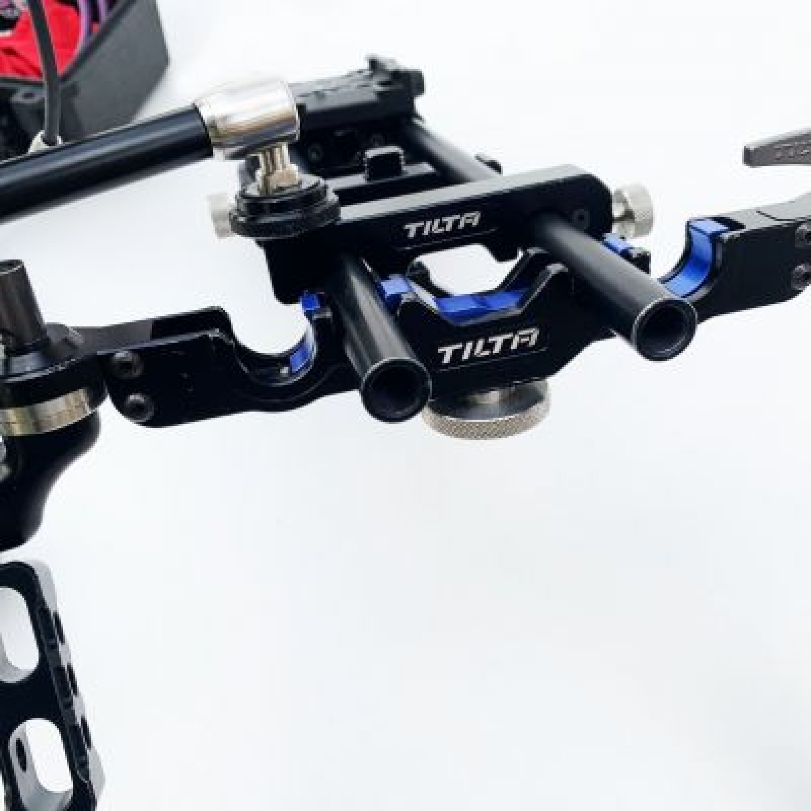 Épaulière tilta , FF , moniteur Transvidéo Starlit SDI - Photo 5 sur 5