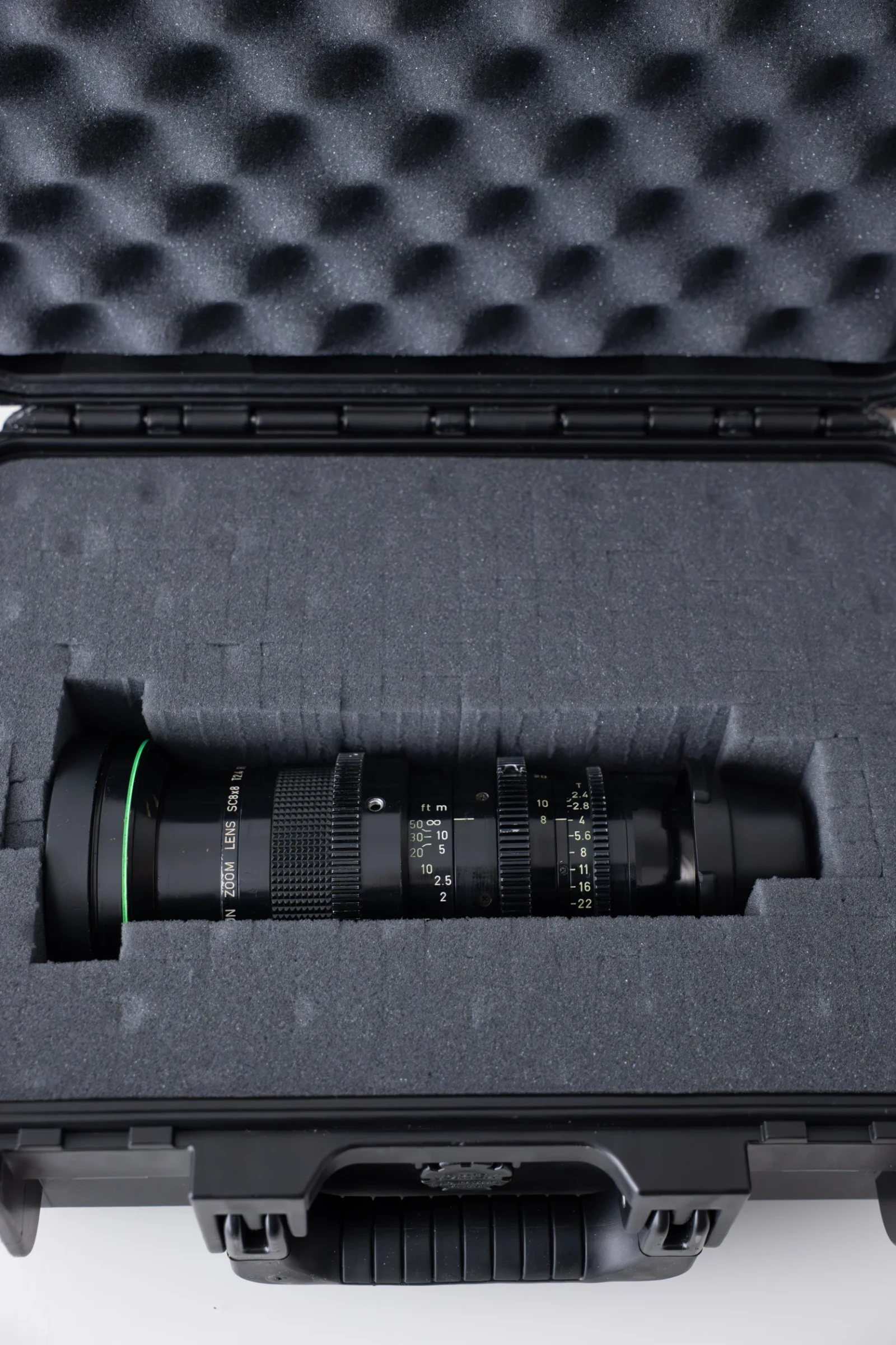 Canon 8-64mm S16 (PL) - Photo 4 sur 5