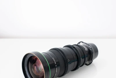 Location Canon 8-64mm S16 (PL)