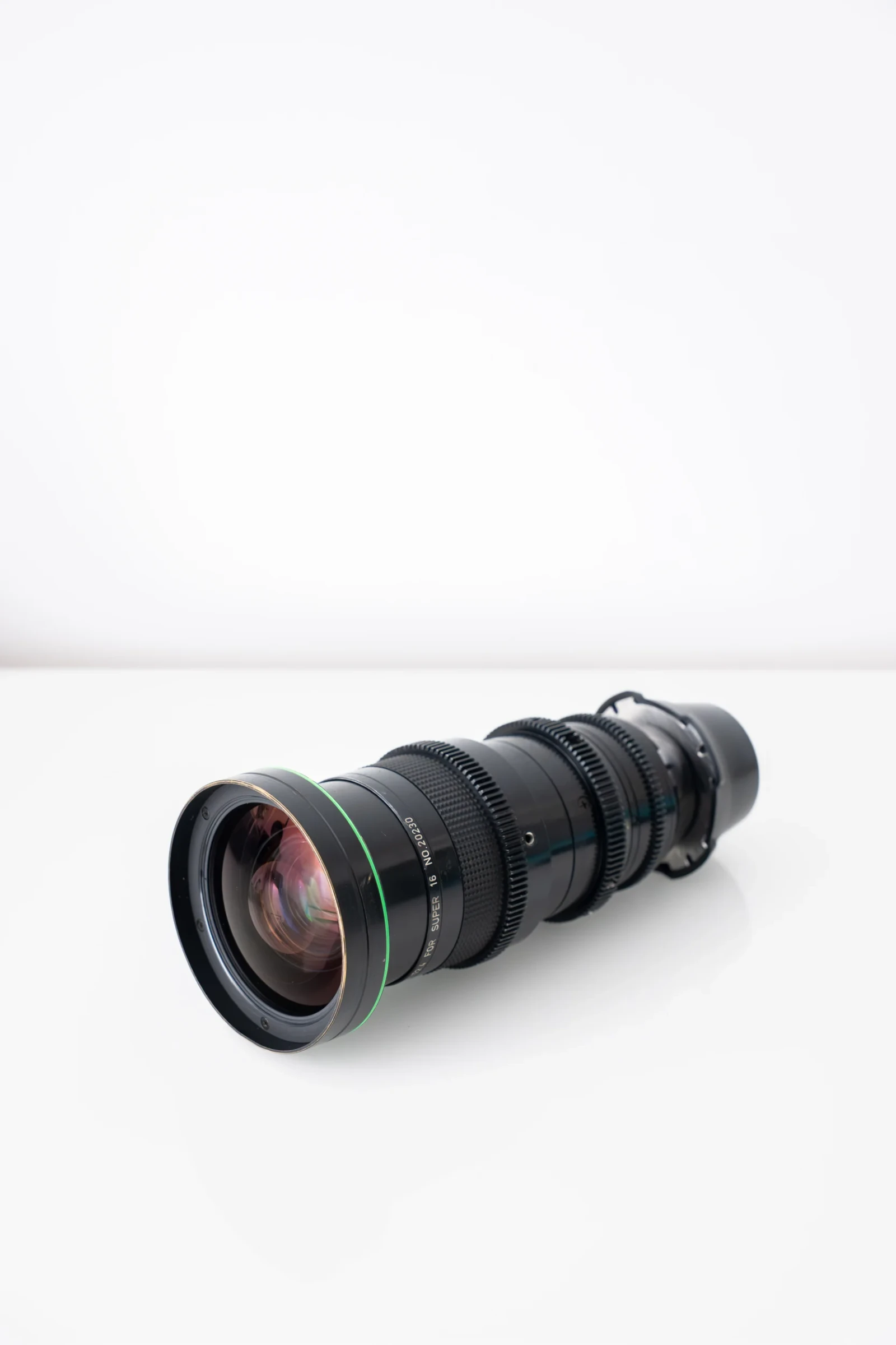 Canon 8-64mm S16 (PL) - Photo 3 sur 5