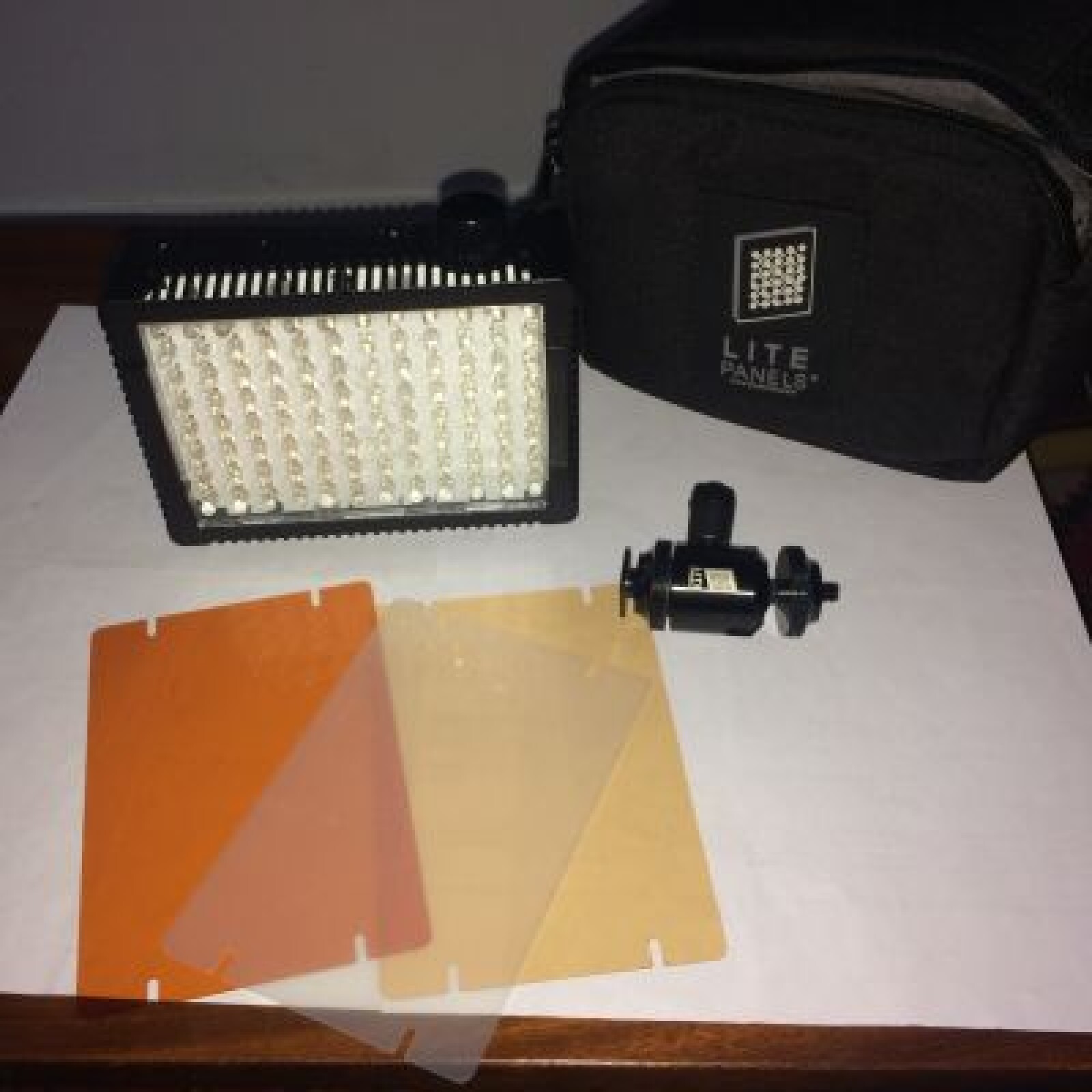 Lite Panels MicroPRO - Photo 1 sur 1