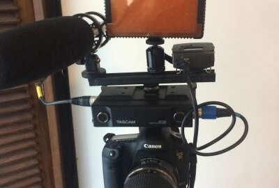 Location Kit complet 5D MK III (magic lantern possible), 24-70 Tamron 2.8, Micro canon, Hf, enregistreur et pied.