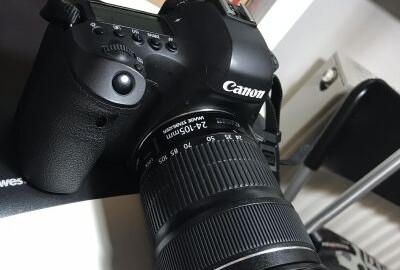 Location Canon 6D mark II + 24-105MM F4-5.6