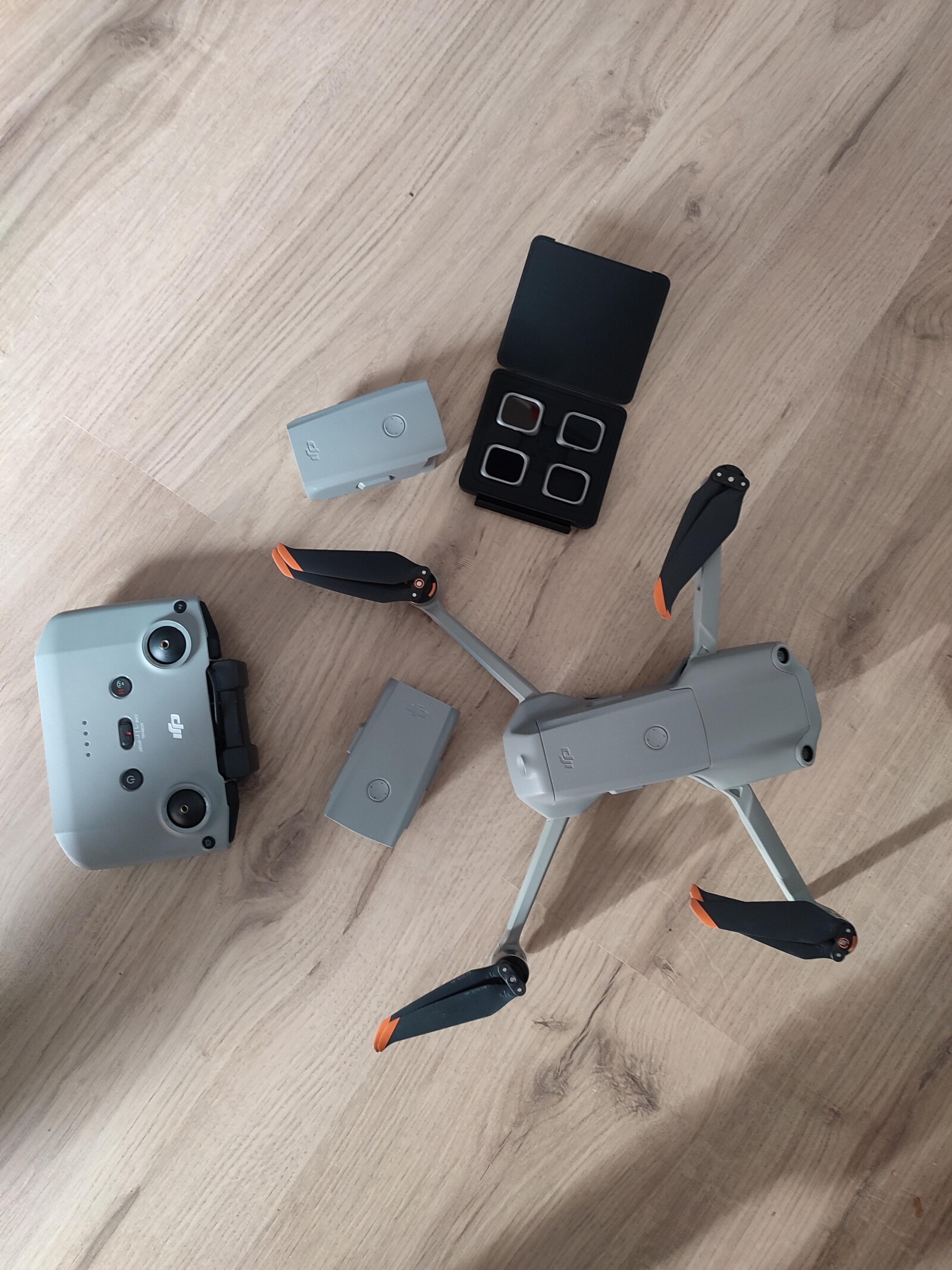 DJI Air 2 S Combo - Photo 2 sur 3