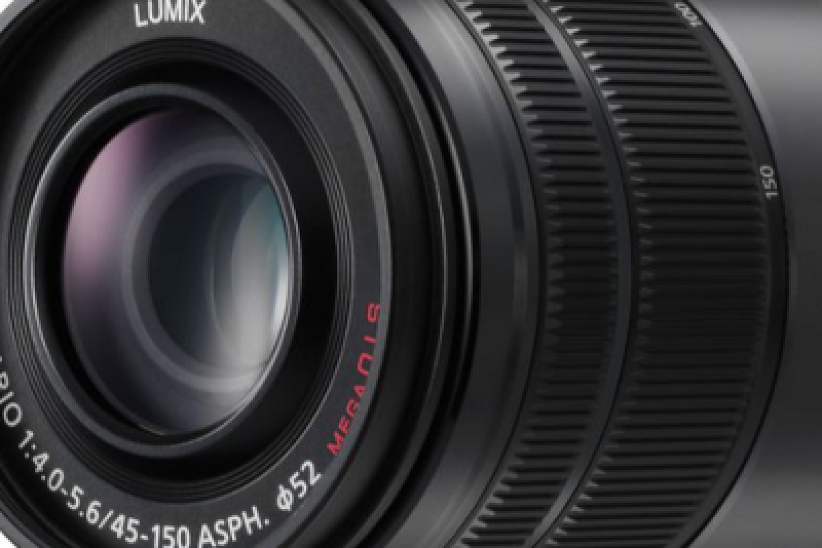 Location Panasonic LUMIX 45-150 mm - Lightyshare
