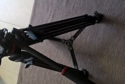 Location Trépied vidéo Manfrotto / E-Image