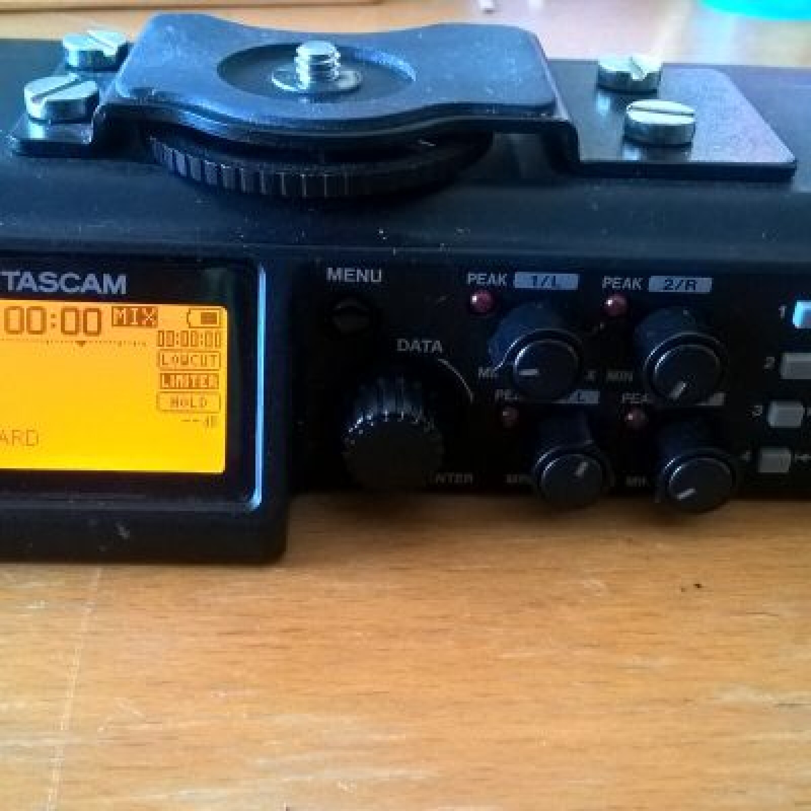 Enregistreur Tascam DR-70D - Photo 2 sur 5