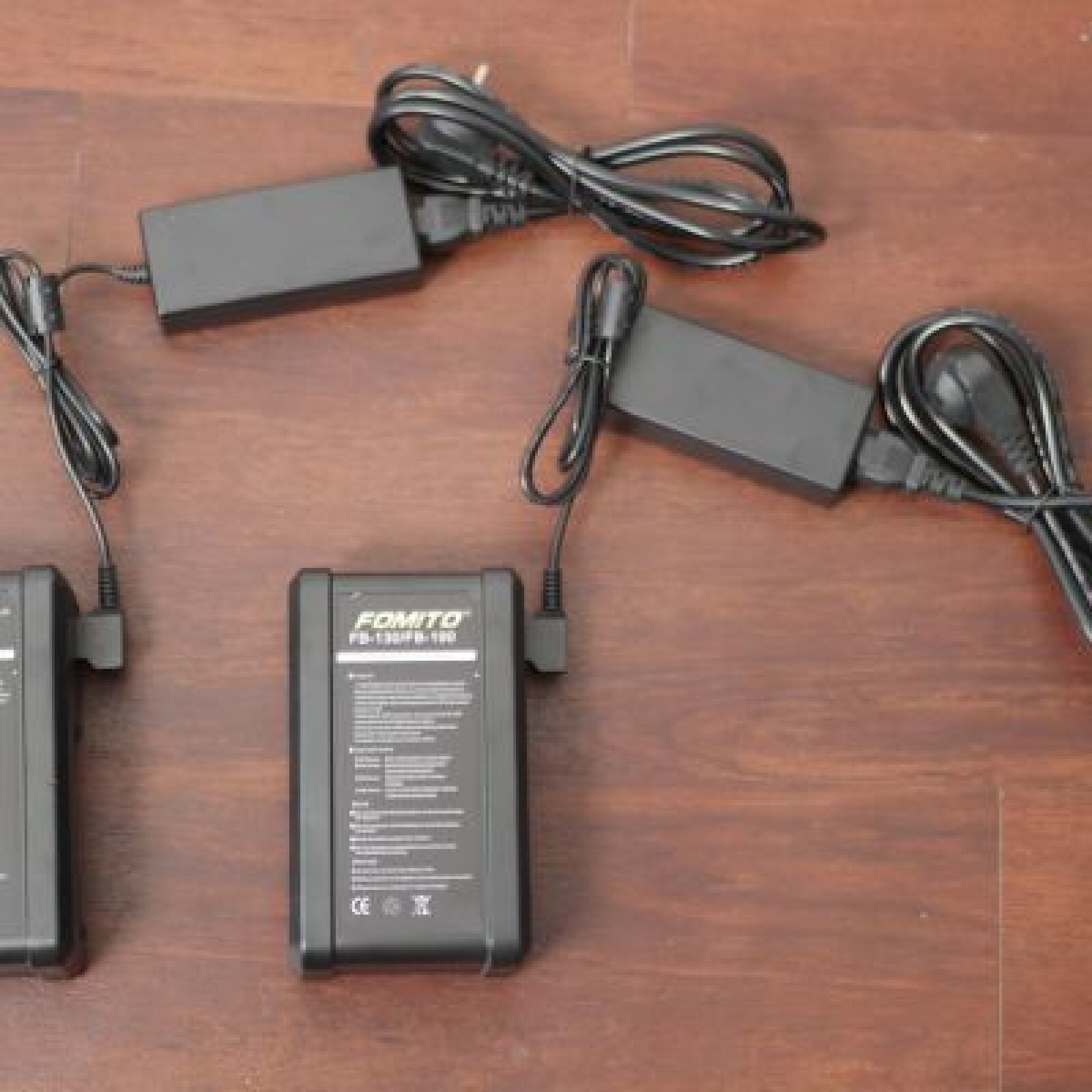 2x Batteries 190Wh V-lock + chargeurs - Photo 2 sur 3