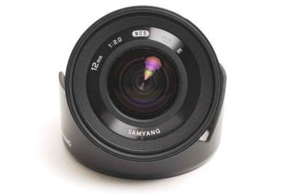 Location Samyang 12mm f2 Sony E - Lightyshare