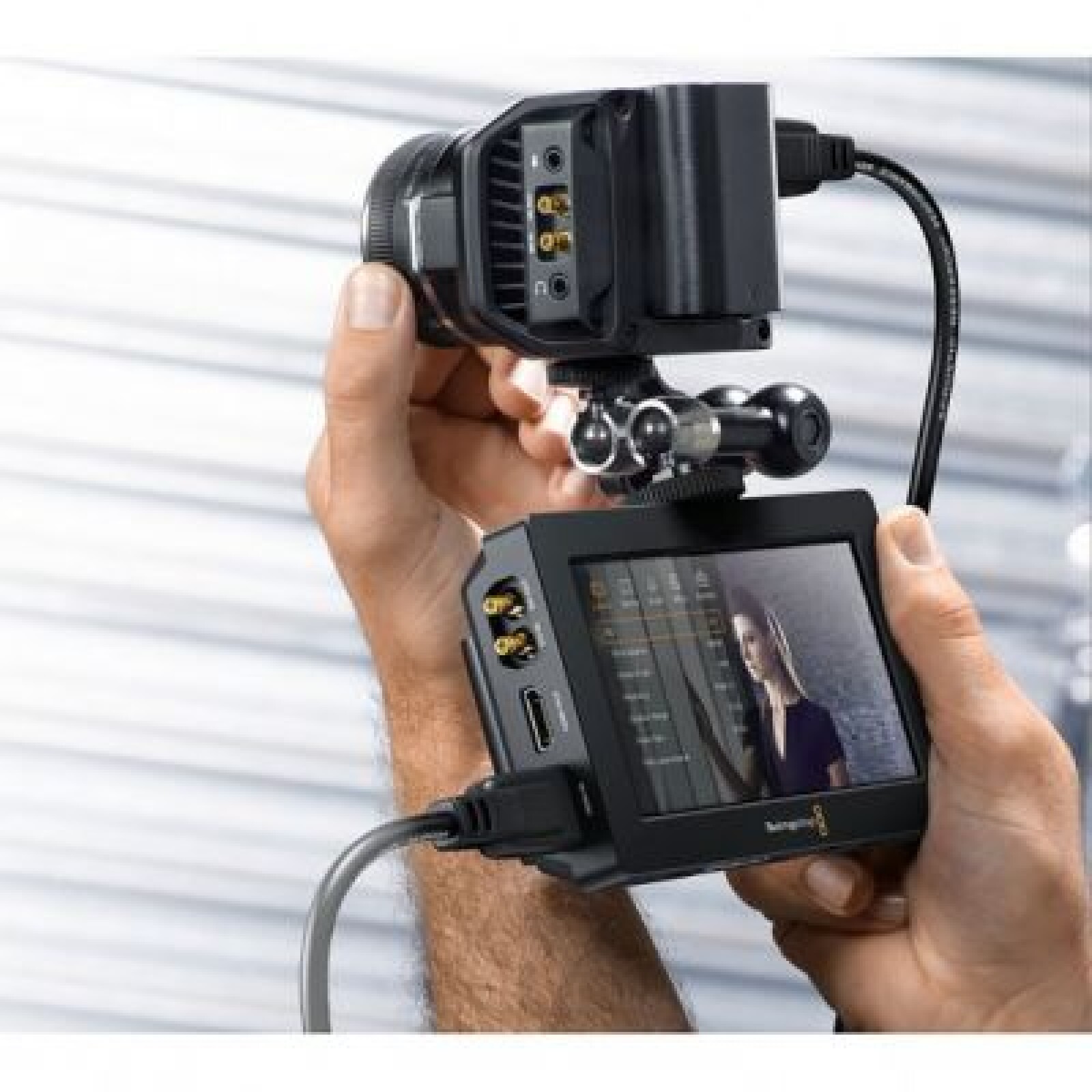 Vidéo Assist (Monitoring et recording sur carte SD, via SDI ou Hdmi) - Photo 2 sur 3