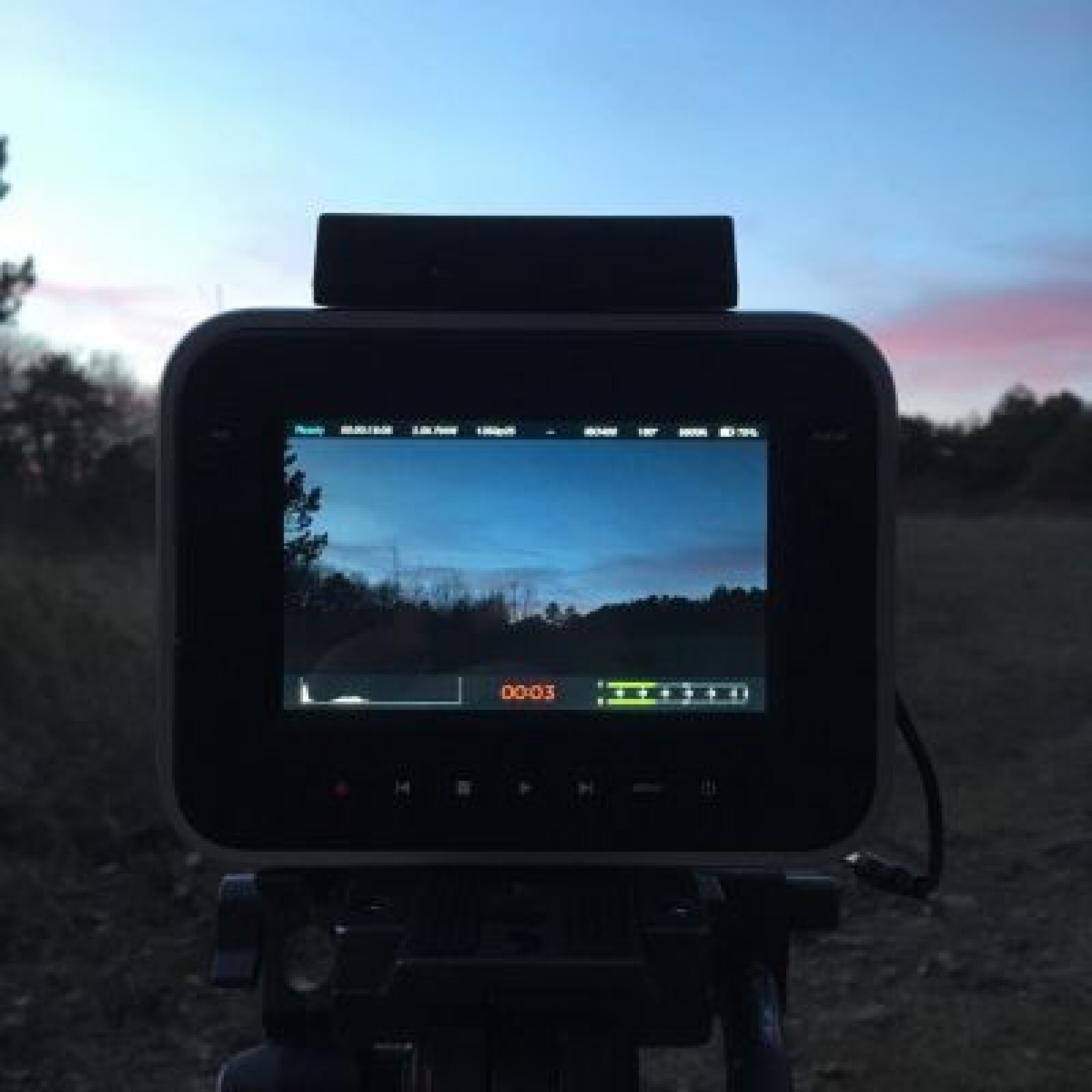 Kit de tournage Blackmagic Cinema Camera - Photo 1 sur 3