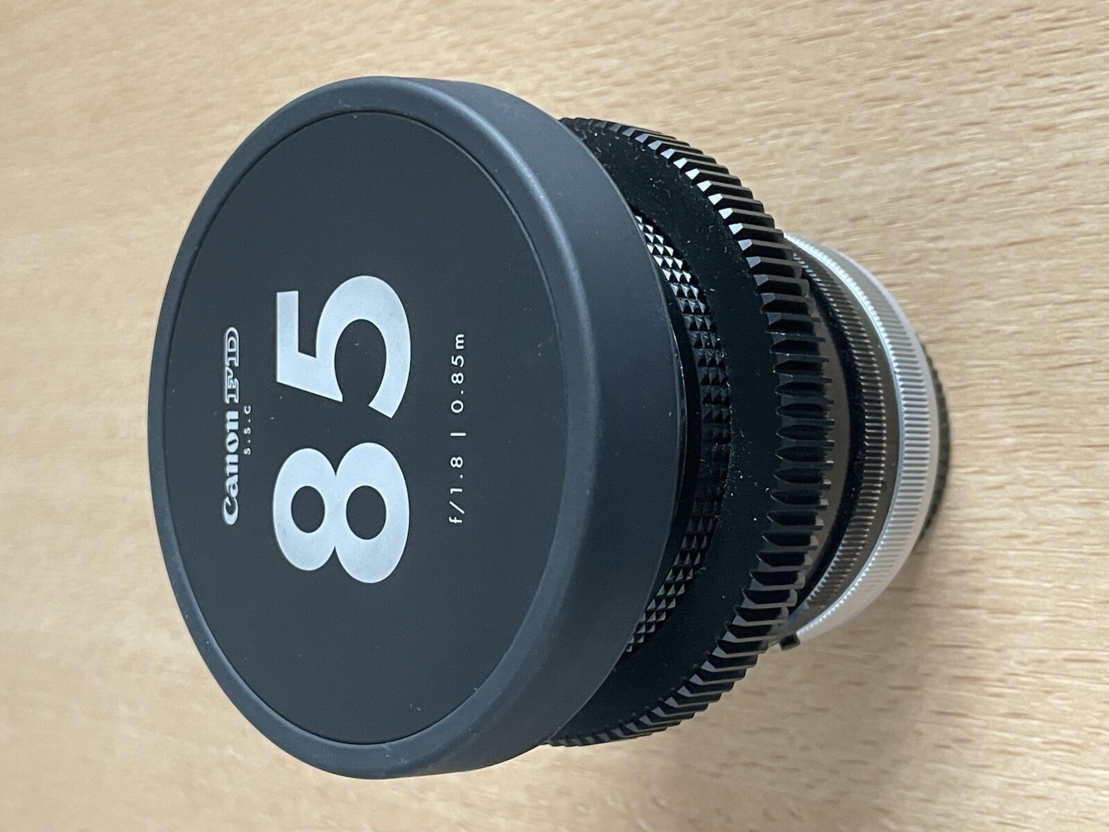 Canon Prime Cine Lens 85mm T1.3 Monture EF – Objectif Prime Cinéma - Photo 3 sur 4