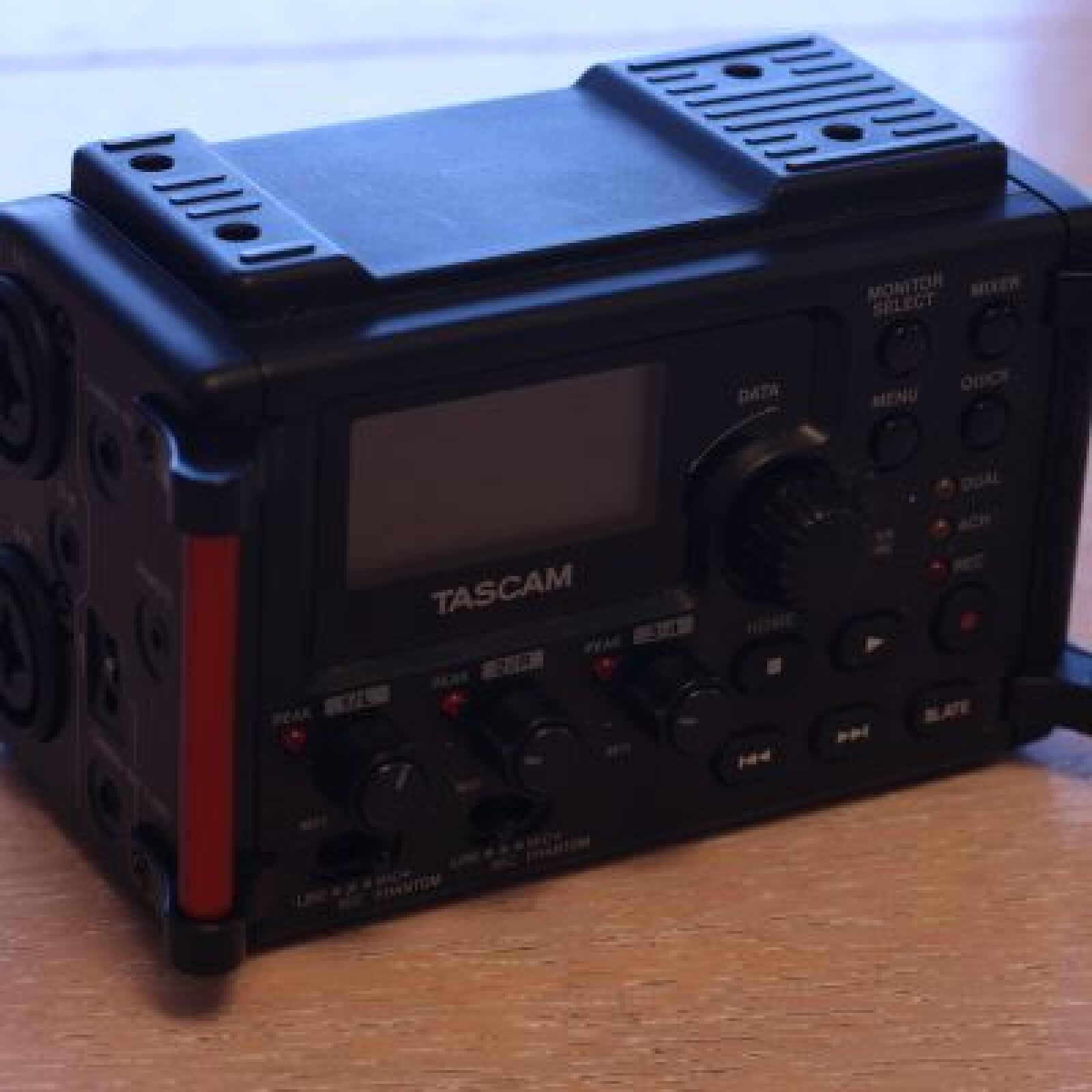 Enregistreur Tascam DR-60 MK II - Photo 2 sur 4