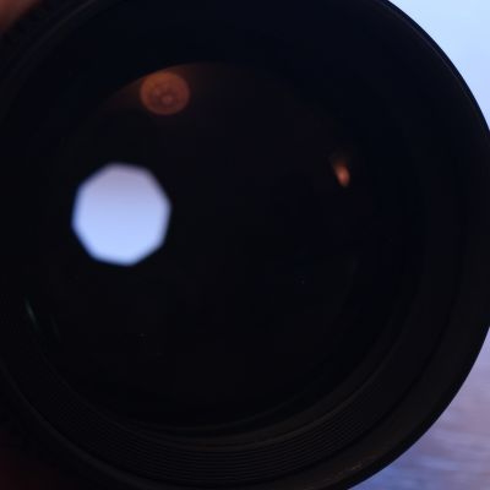 Samyang Cine 85mm 1.5 Canon - Photo 2 sur 4