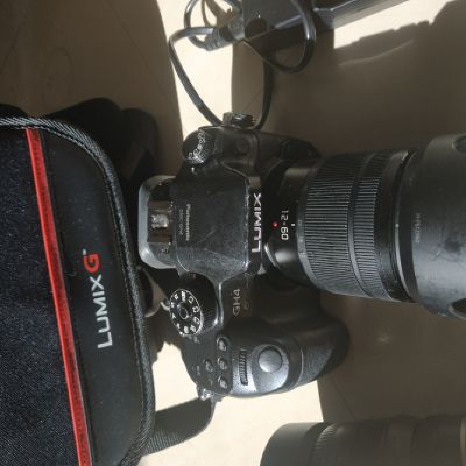 Lumix GH4 + Speedbooster + 2 objectifs - Photo 2 sur 4