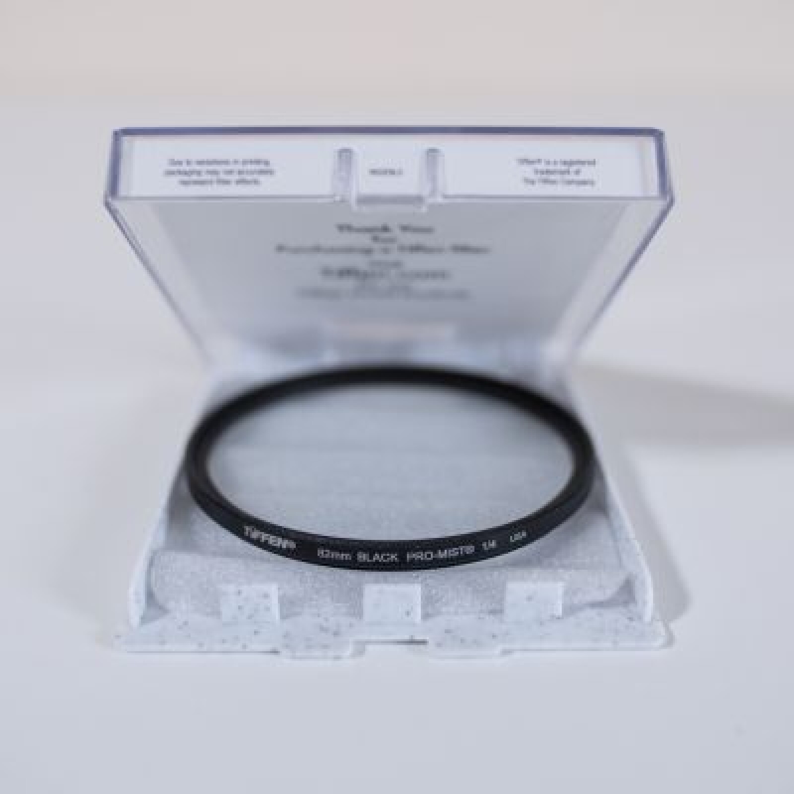 Filtre Black Pro Mist 1/2 (82mm + bagues step up step down) - Photo 2 sur 4