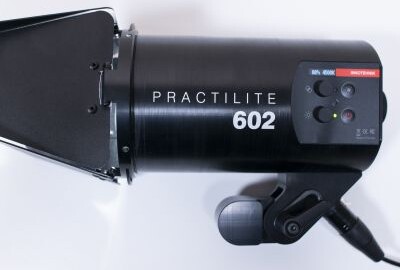 Location Projecteur Fresnel 90W Kinotehnik Practilite 602 LED Bicolor