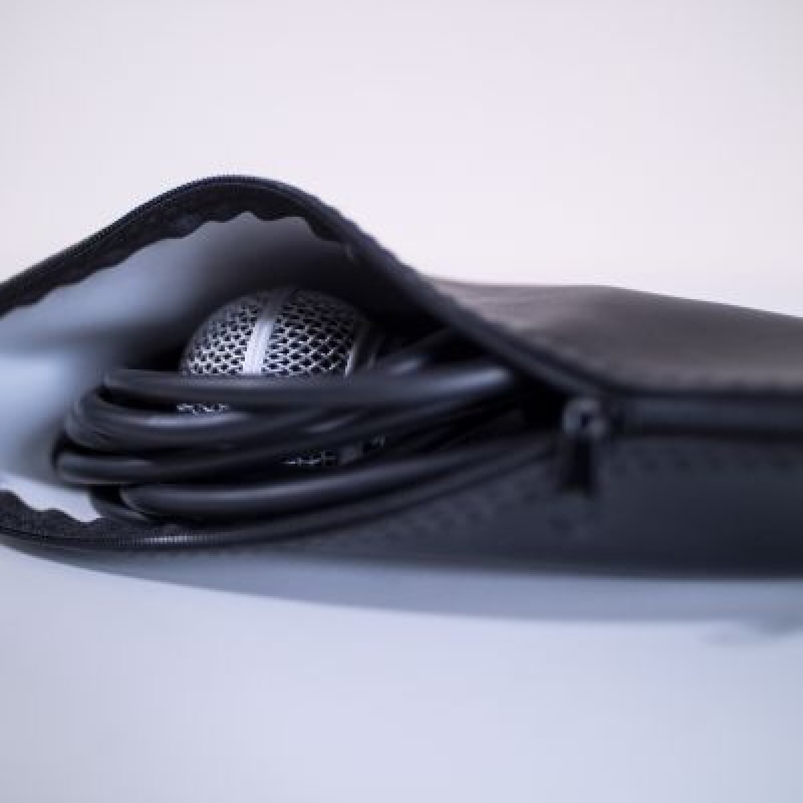 Micro Shure SM58 - Photo 2 sur 2