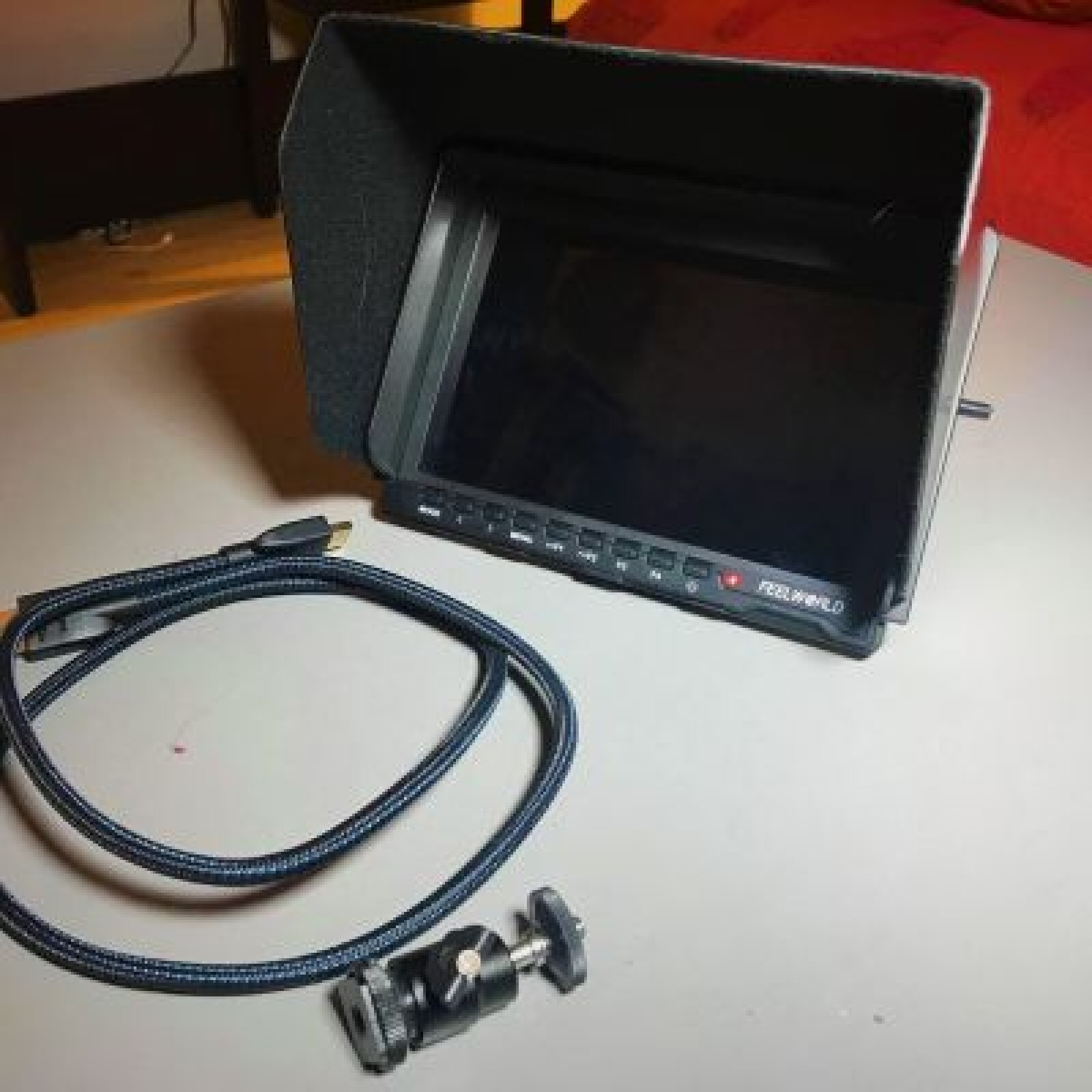 MONITEUR HDMI 4K - FEELWORLD FW760 - Photo 2 sur 2