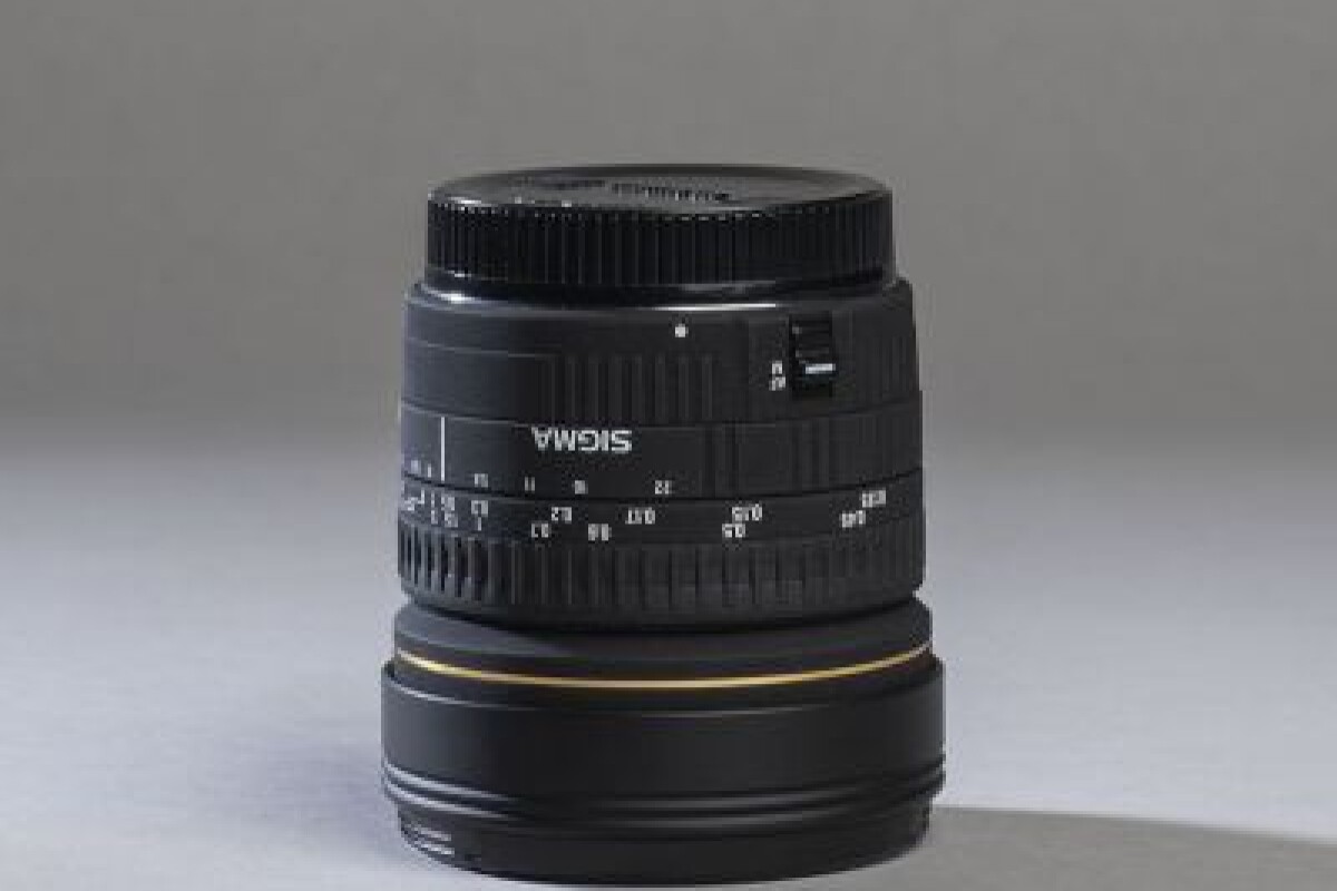 Location Sigma Obj 8 mm f/4 fish-eye 180° - Lightyshare