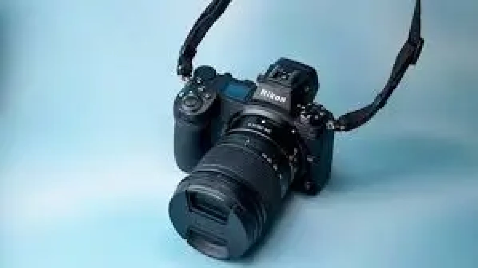 Nikon Z6 + Bague FTZ + 1 batterie - Photo 2 sur 3