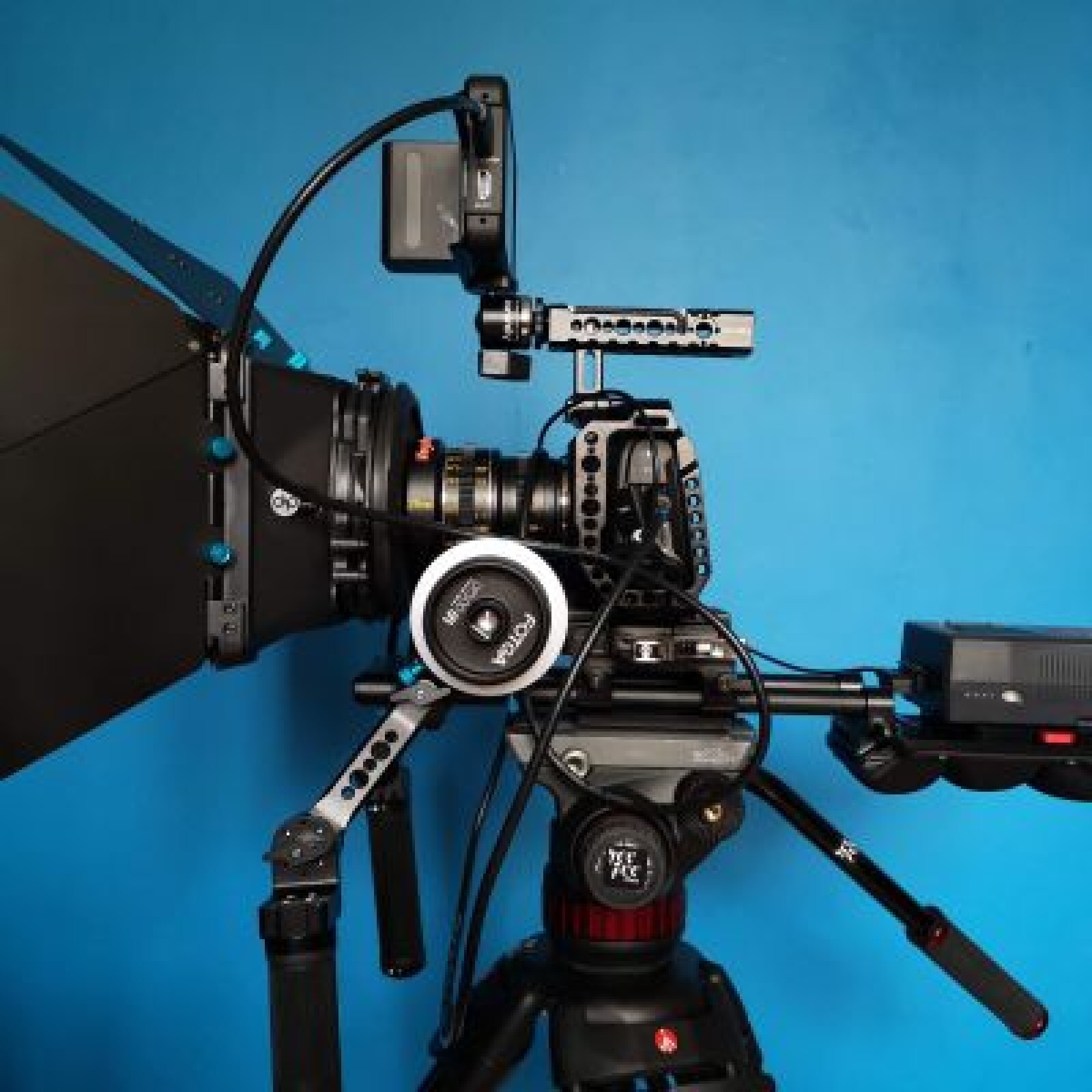 Kit complet - BMPCC 4K - Blackmagic Pocket Cinema Camera 4K + Moniteur Atomos Ninja V - Photo 1 sur 3