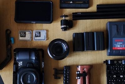 Location Kit complet - BMPCC 4K - Blackmagic Pocket Cinema Camera 4K + Moniteur Atomos Ninja V