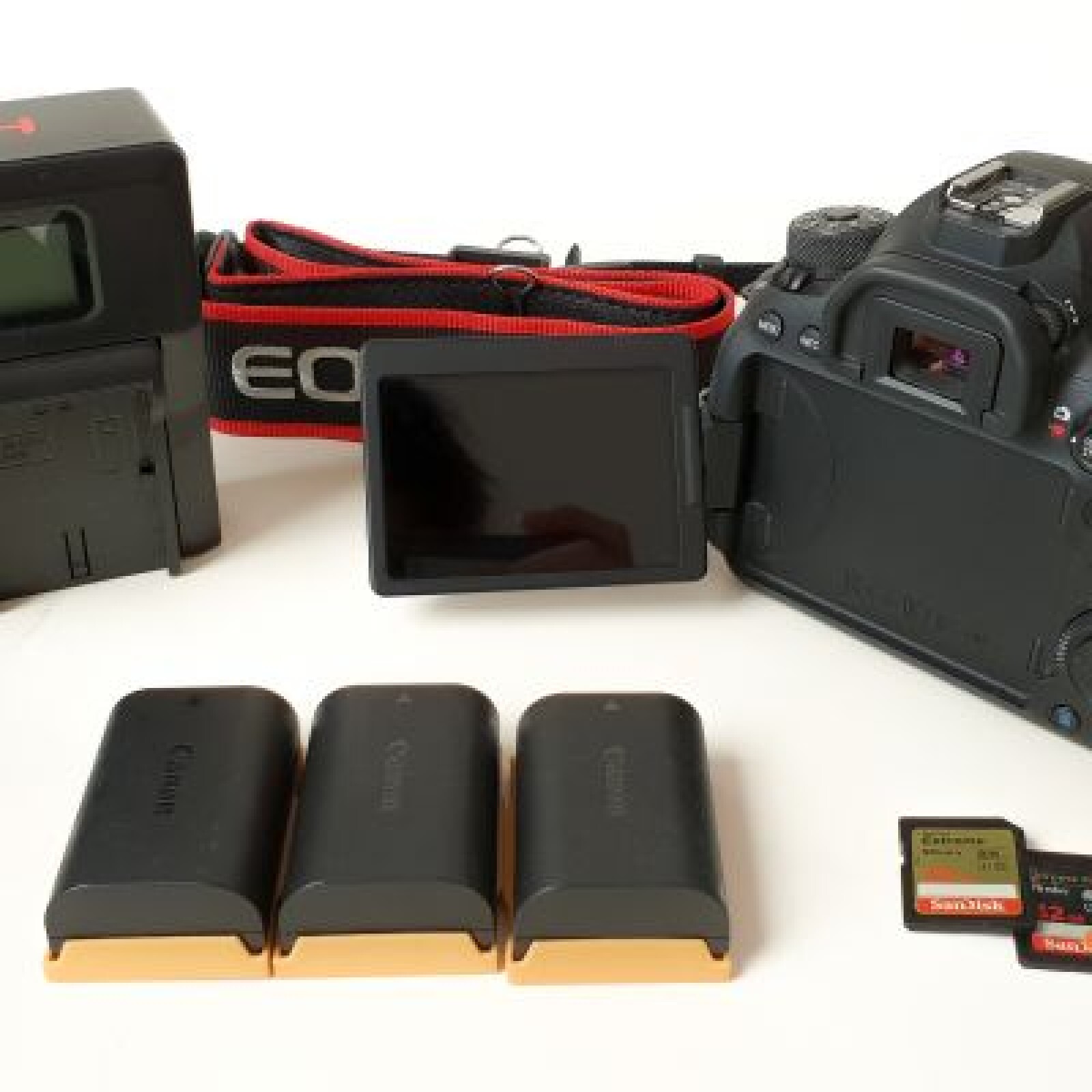 Canon 6D Mark II - Photo 2 sur 2