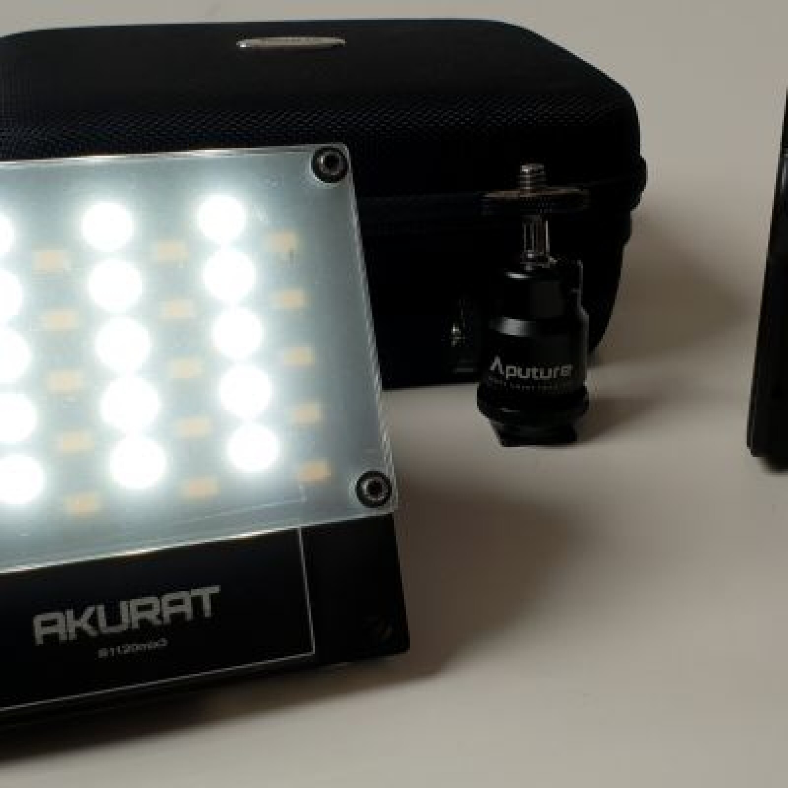 Puissante Torche Led - Akurat B1120 MIX3 - Photo 4 sur 4