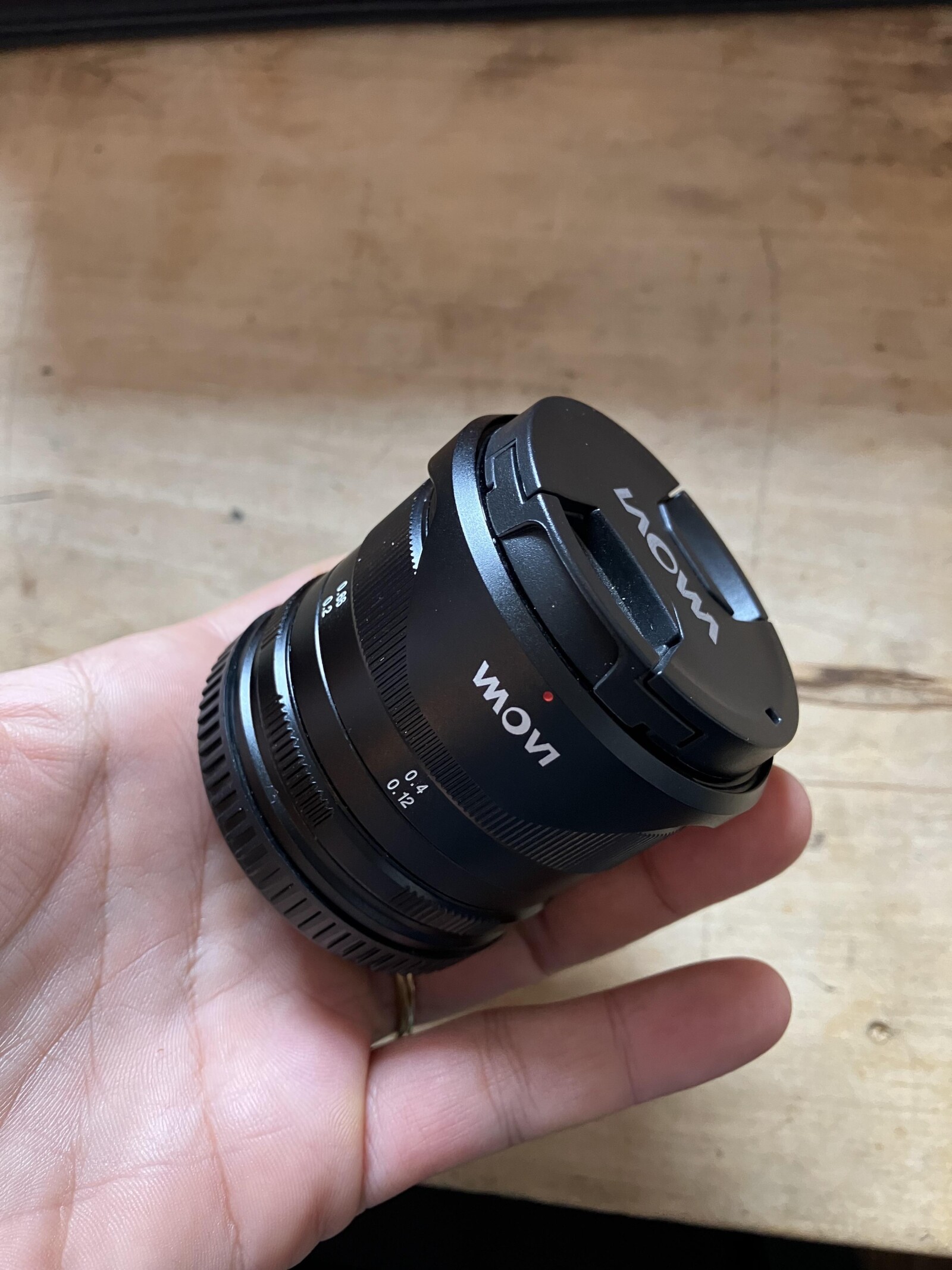 Objectif 7,5 mm F2 - Monture Micro 4/3 - État neuf - Photo 2 sur 5