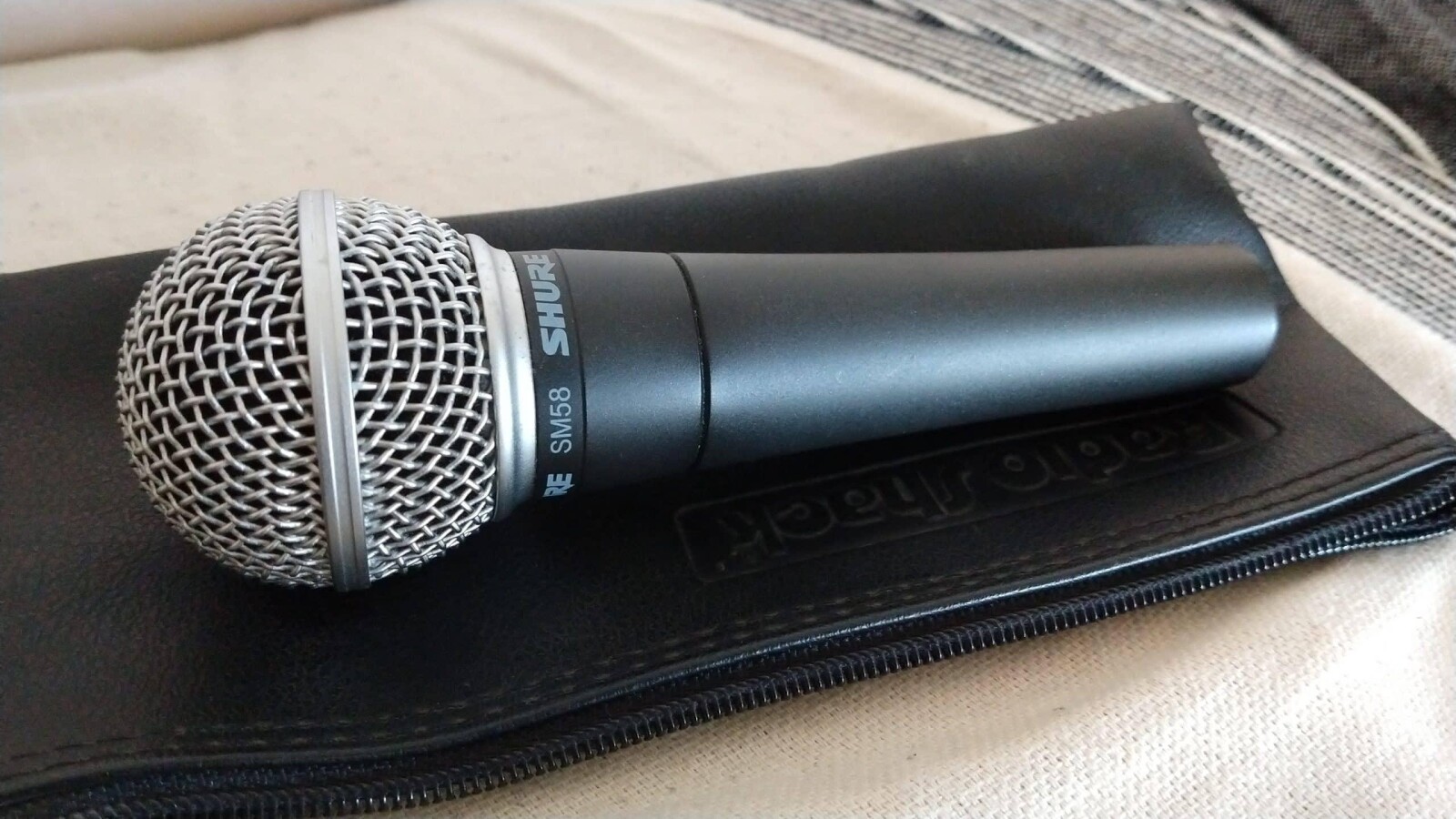 Micro Shure SM58 - Photo 2 sur 2