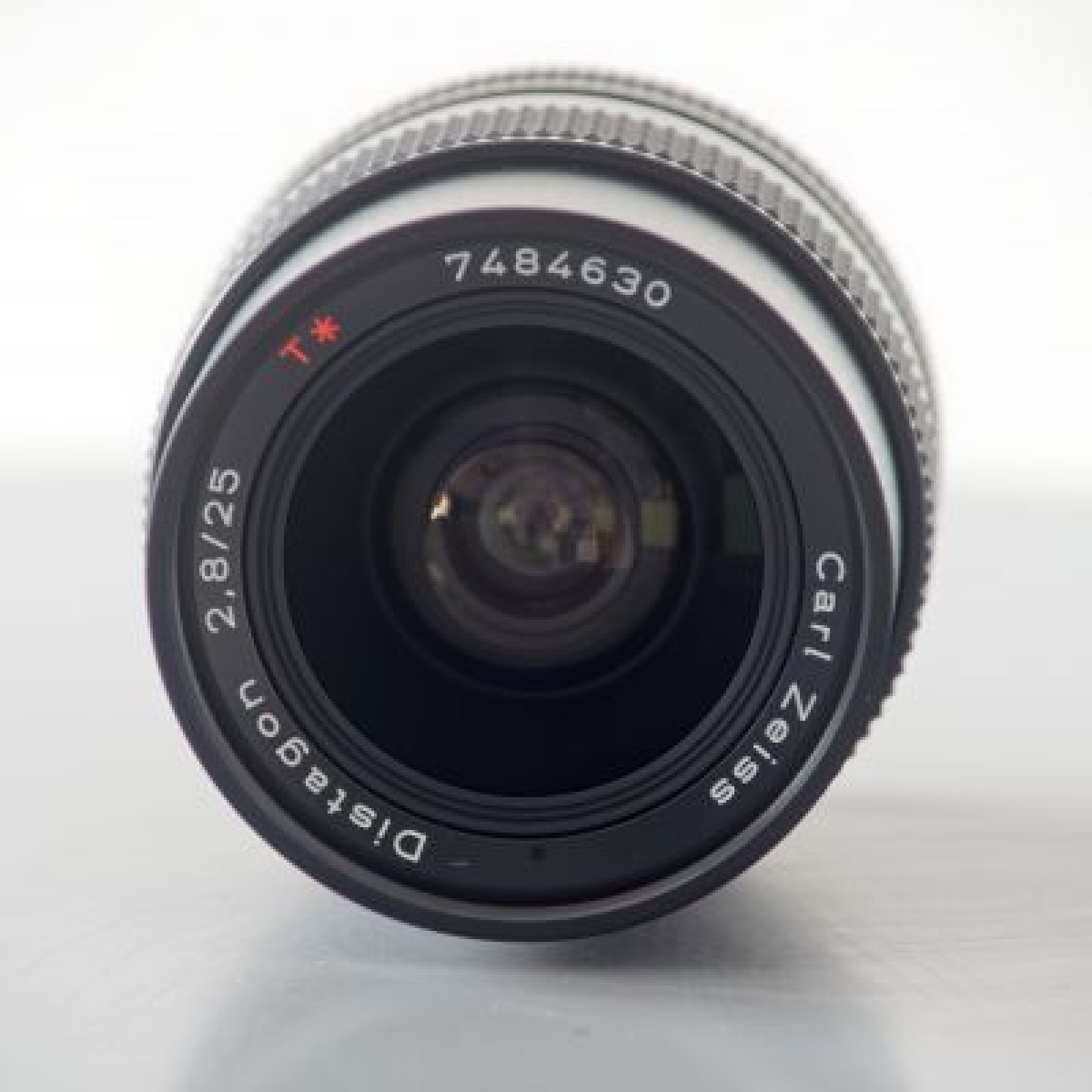 Carl Zeiss Distagon T* 25mm f2.8 (monture Contax/Yashica) - Photo 2 sur 2
