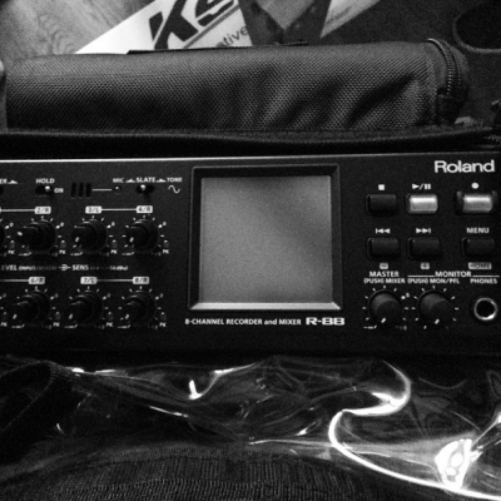 Roland R88 - Enregistreur 8 Pistes - Photo 1 sur 1
