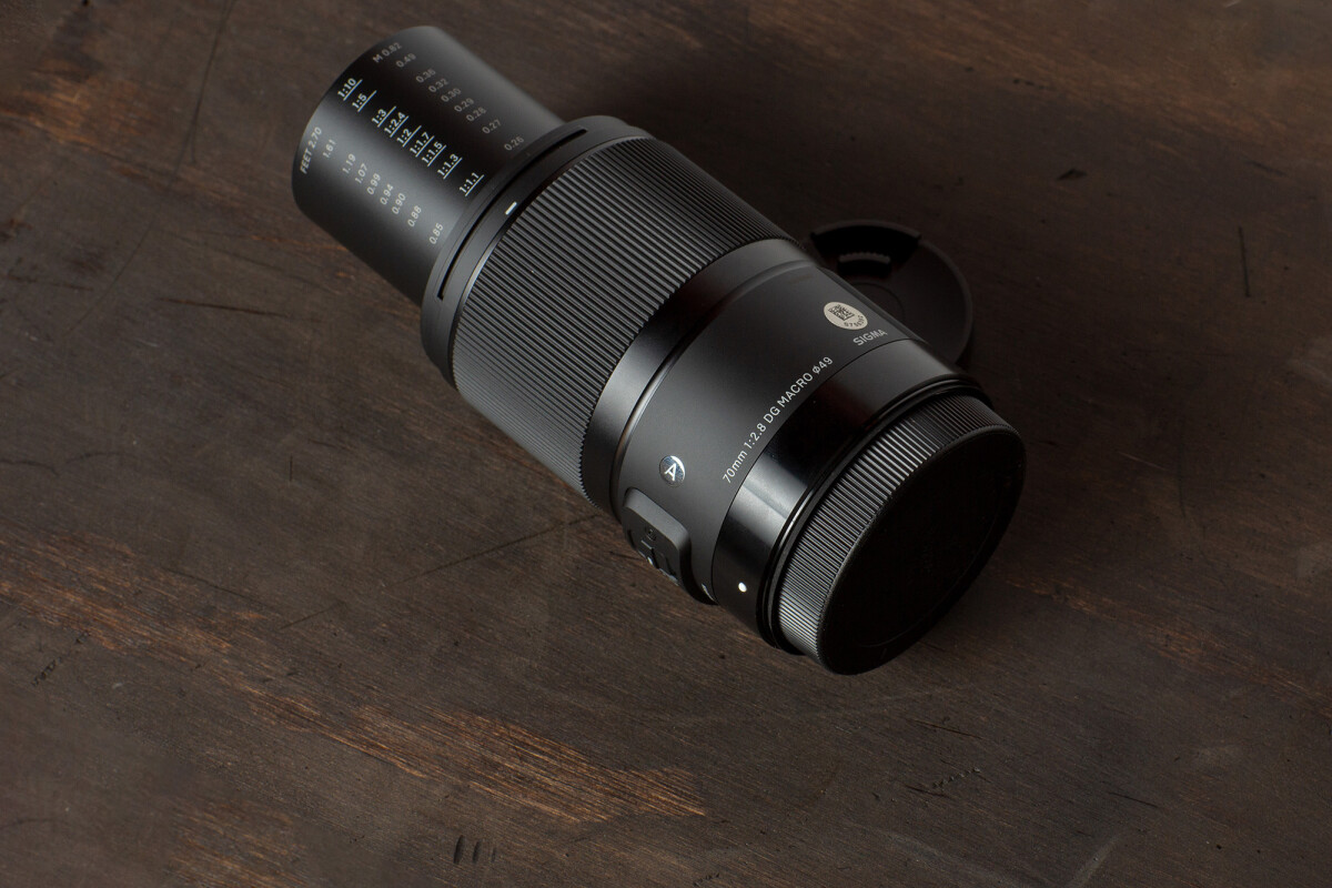 Location Sony 70mm F/2.8 DG macro Art monture Sony E - Lightyshare