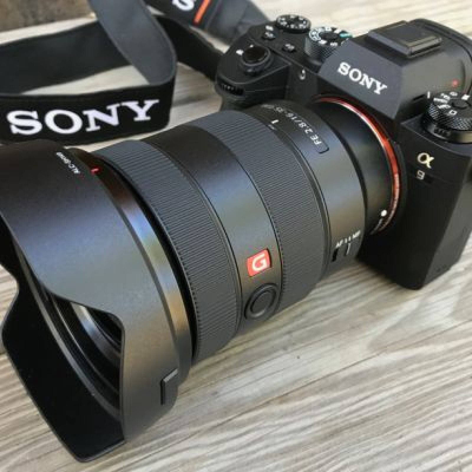 Sony Objectifs fixes - Photo 1 sur 3