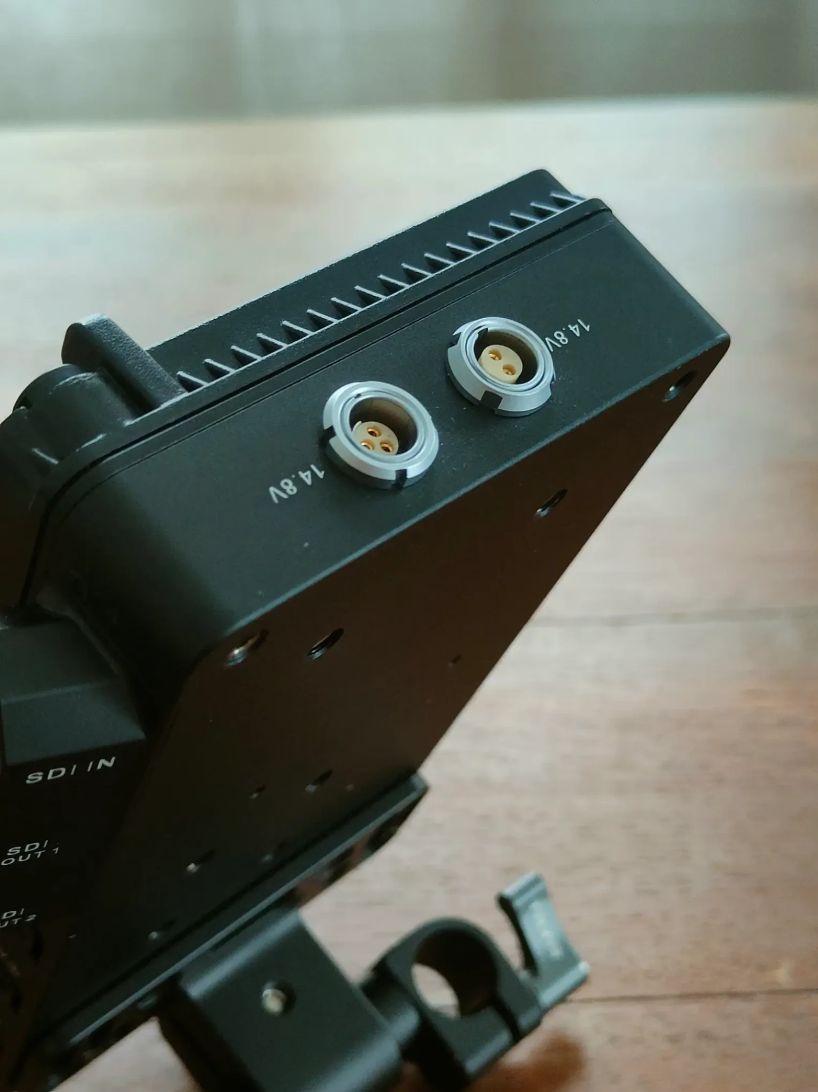 TILTA Universal Battery Plate - Photo 4 sur 4