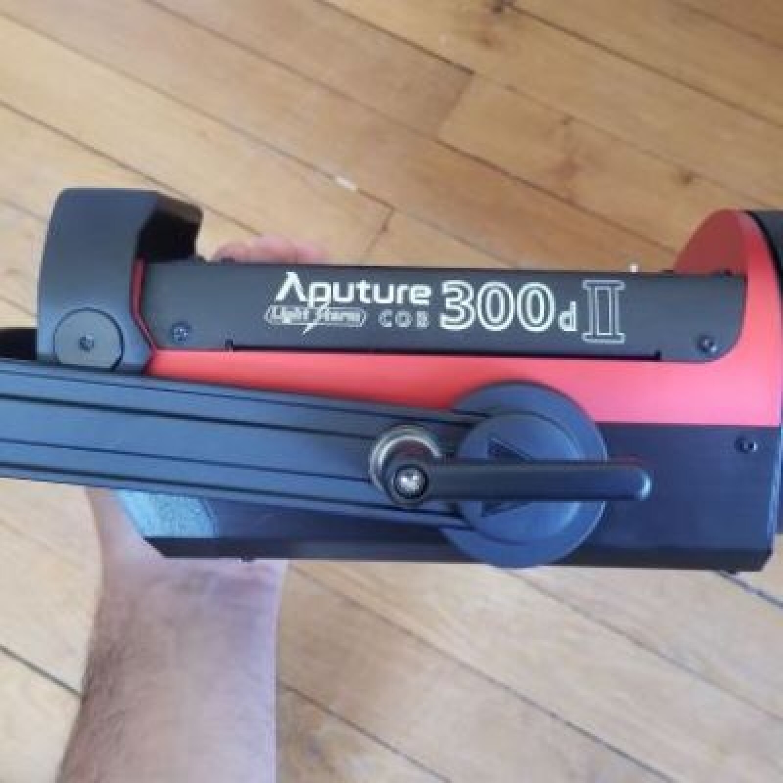 Aputure 300D mark II - Photo 1 sur 3