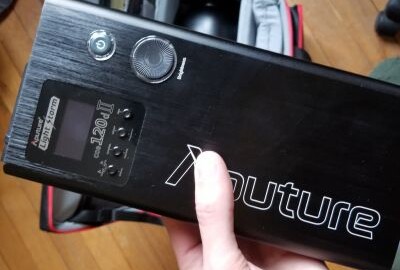 Location Aputure Lightstorm 120D II