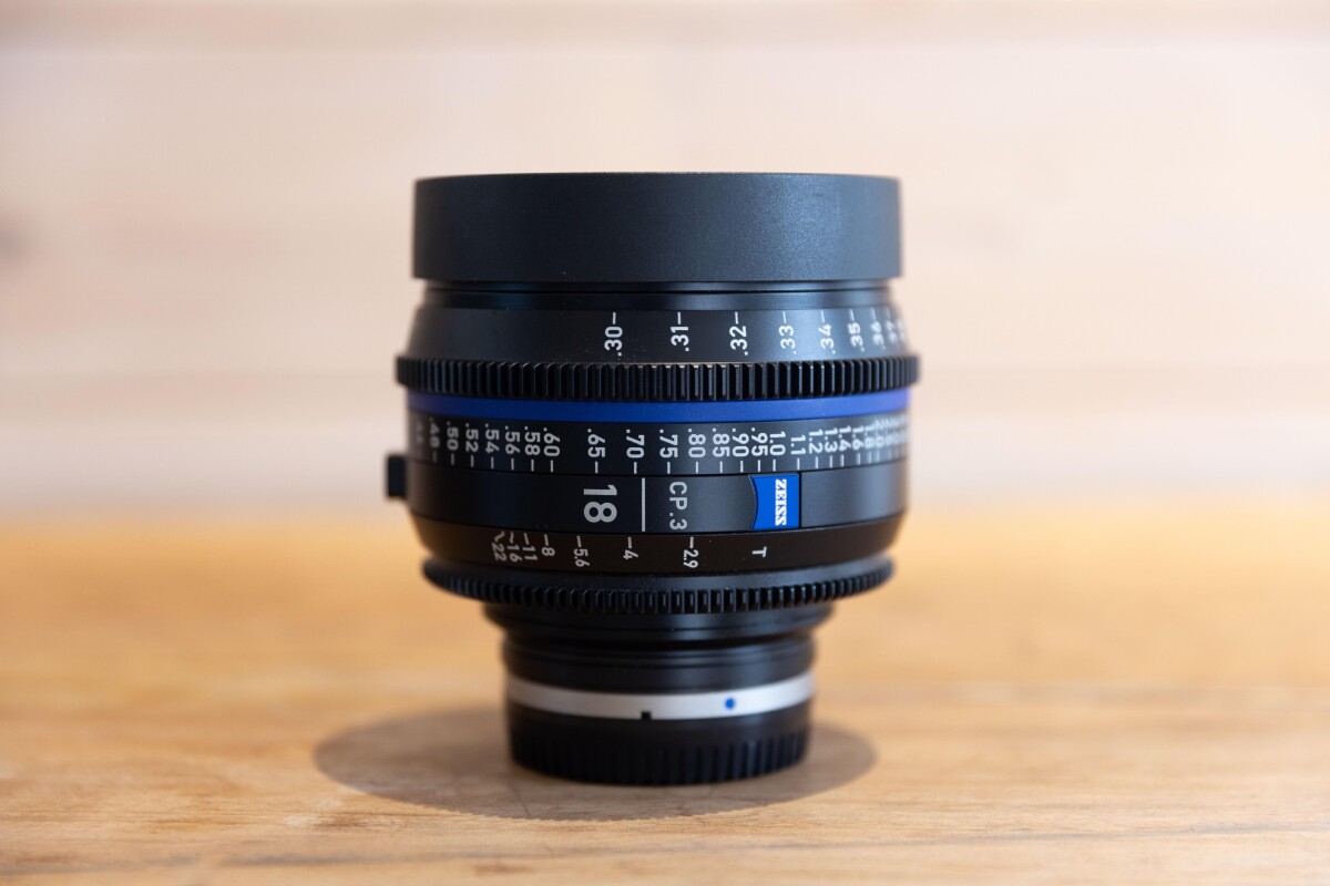 Location Zeiss CP.3 18mm T2,9 EF - Lightyshare