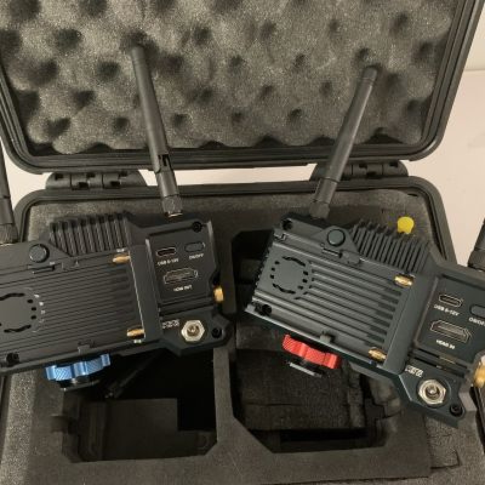 Kit vidéo HF (SDI & HDMI) Hollyand Mars 400S Pro (1 emetteur & 1 recepteur) - Photo 2 sur 4
