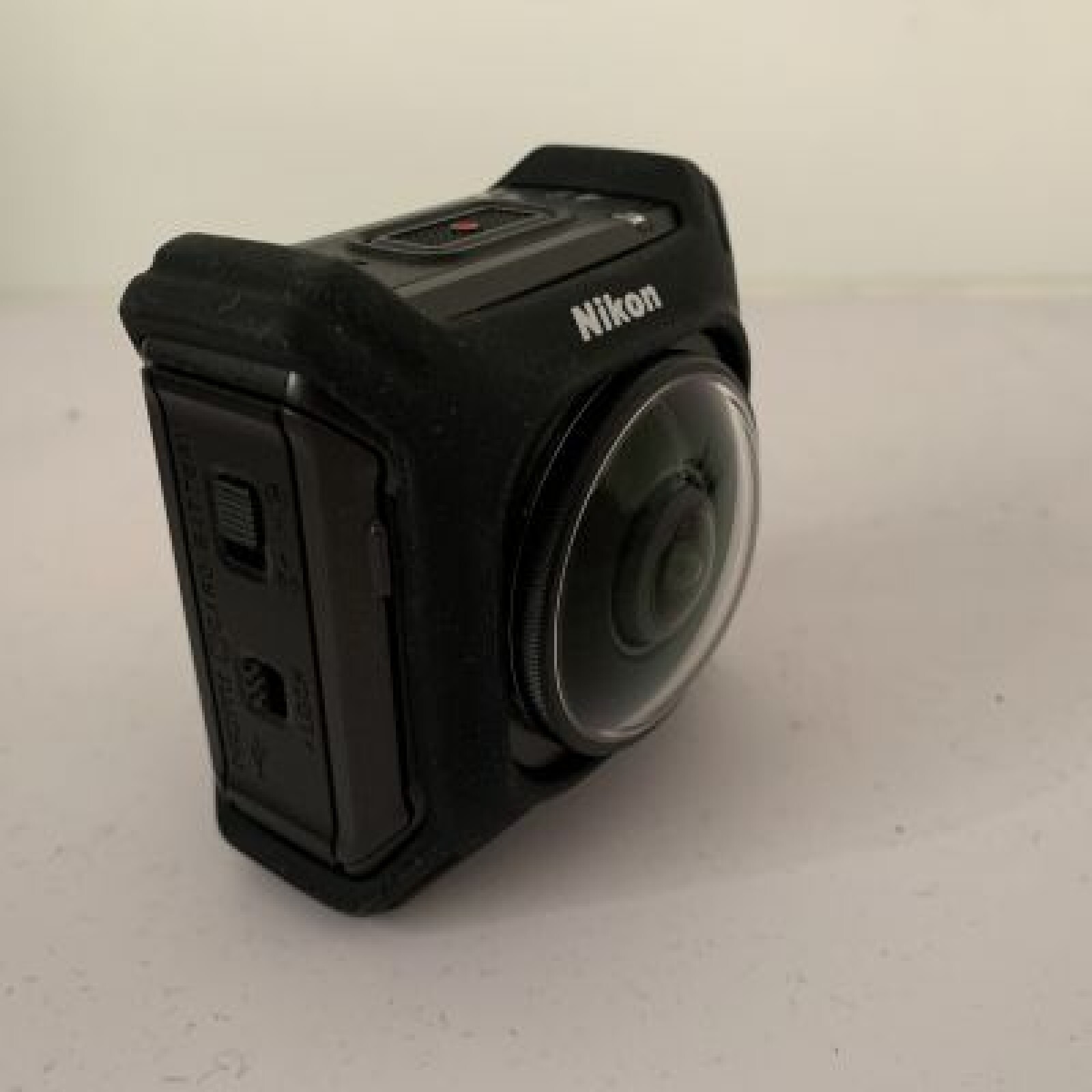 Camera 4K Nikon Keymission 360 - Photo 3 sur 4