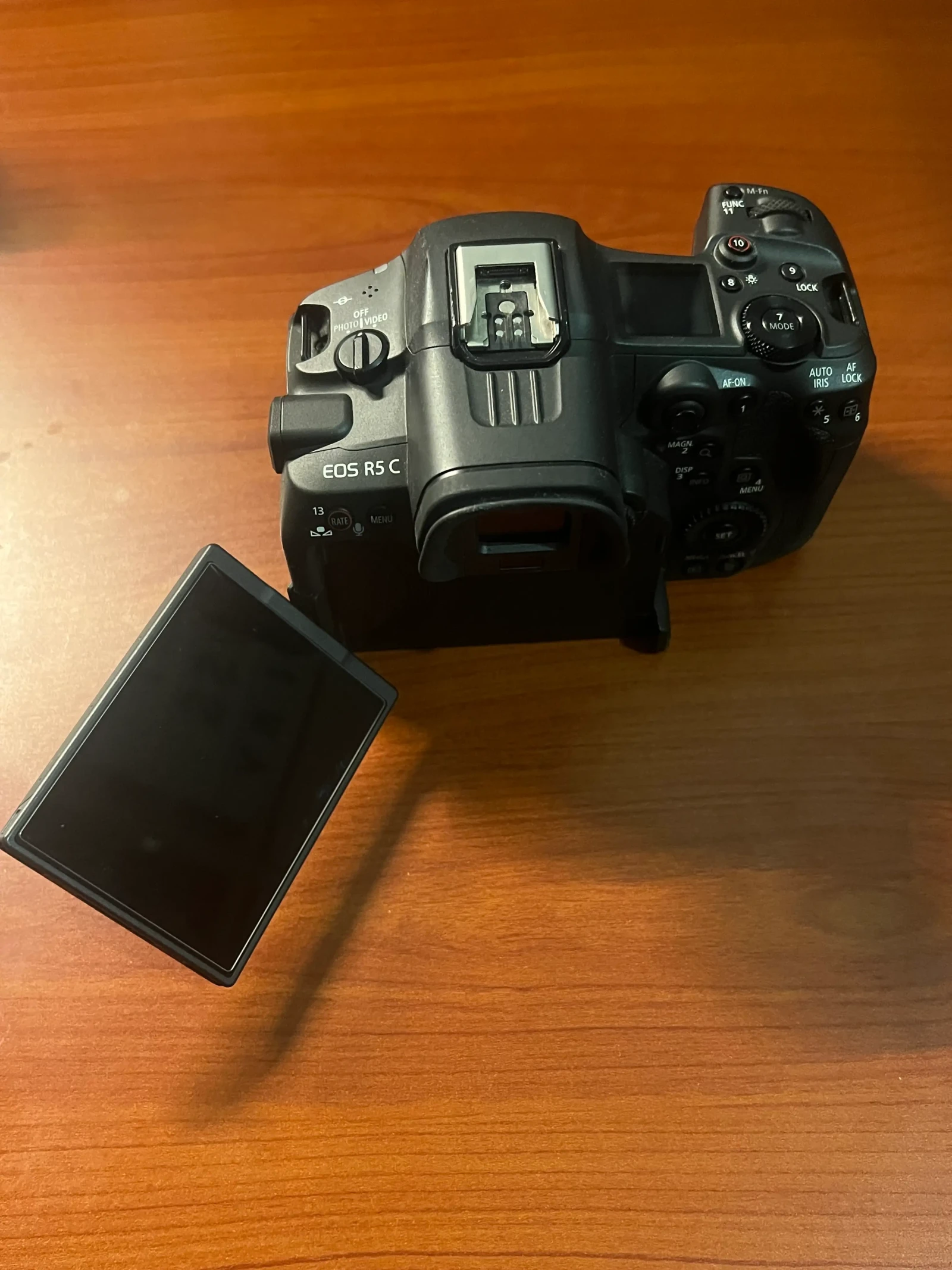 Canon EOS R5 C - Photo 2 sur 7