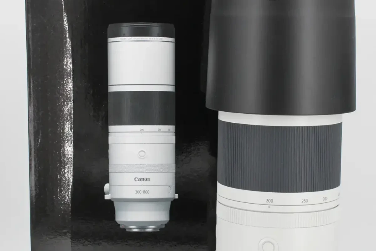 Location Canon Canon - RF 200-800mm f/6.3-9 IS USM - Lightyshare