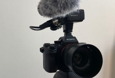 Location PACK TOURNAGE - A7S II - SONY 24-70mm f4.0 - SONY 50mm f1.8 - Trépied Manfrotto