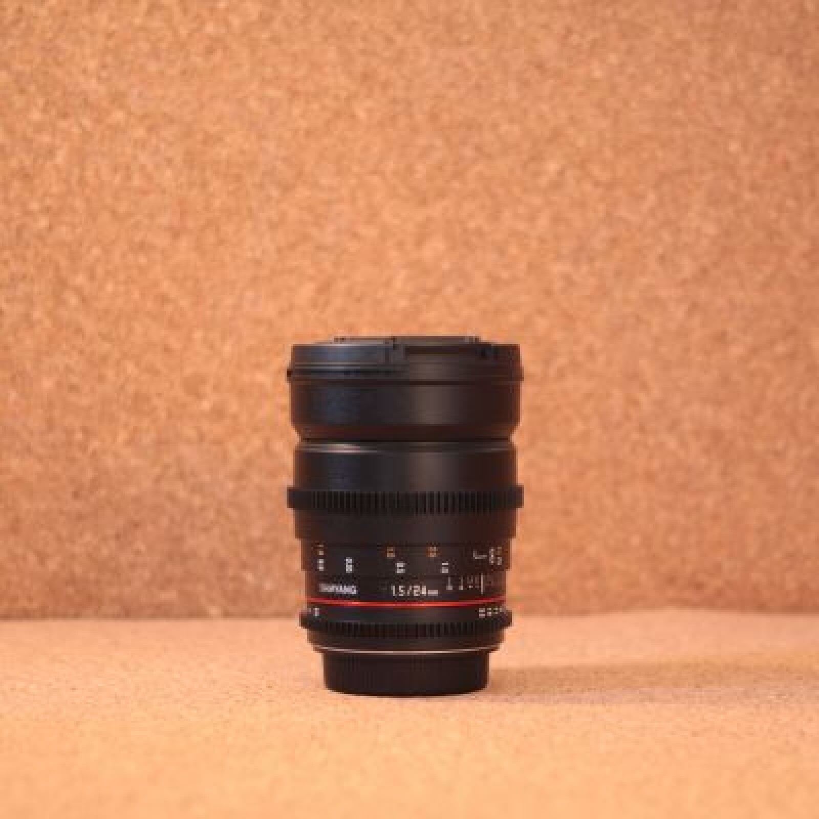 Objectif vidéo 24mm Samyang - Photo 1 sur 1